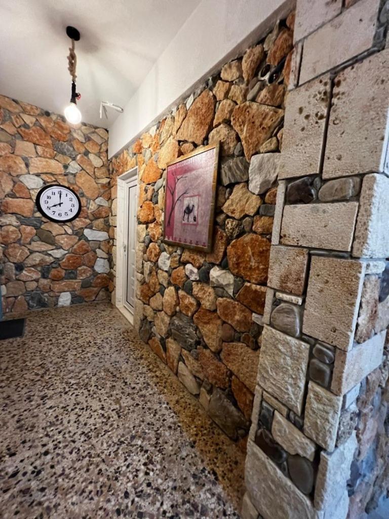 Quadruple Room - Photo 8