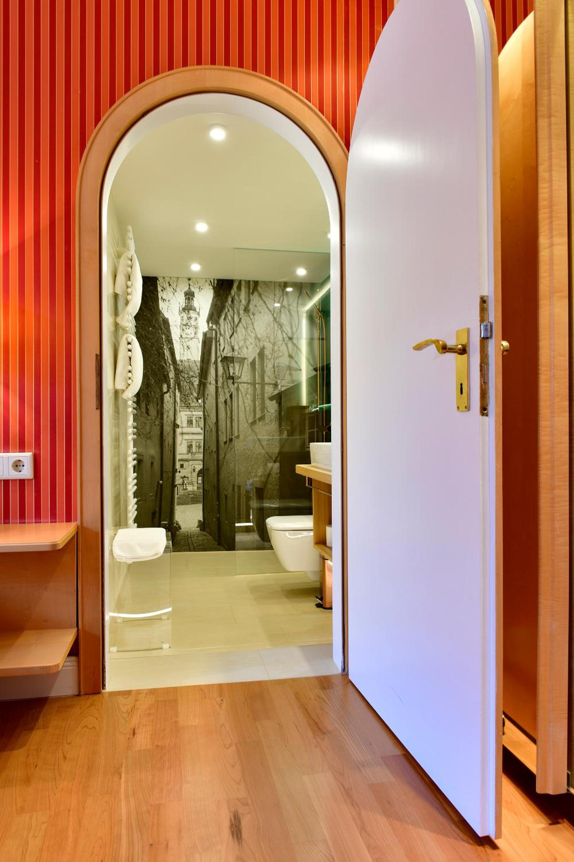 Superior Double Room for single use photo 3