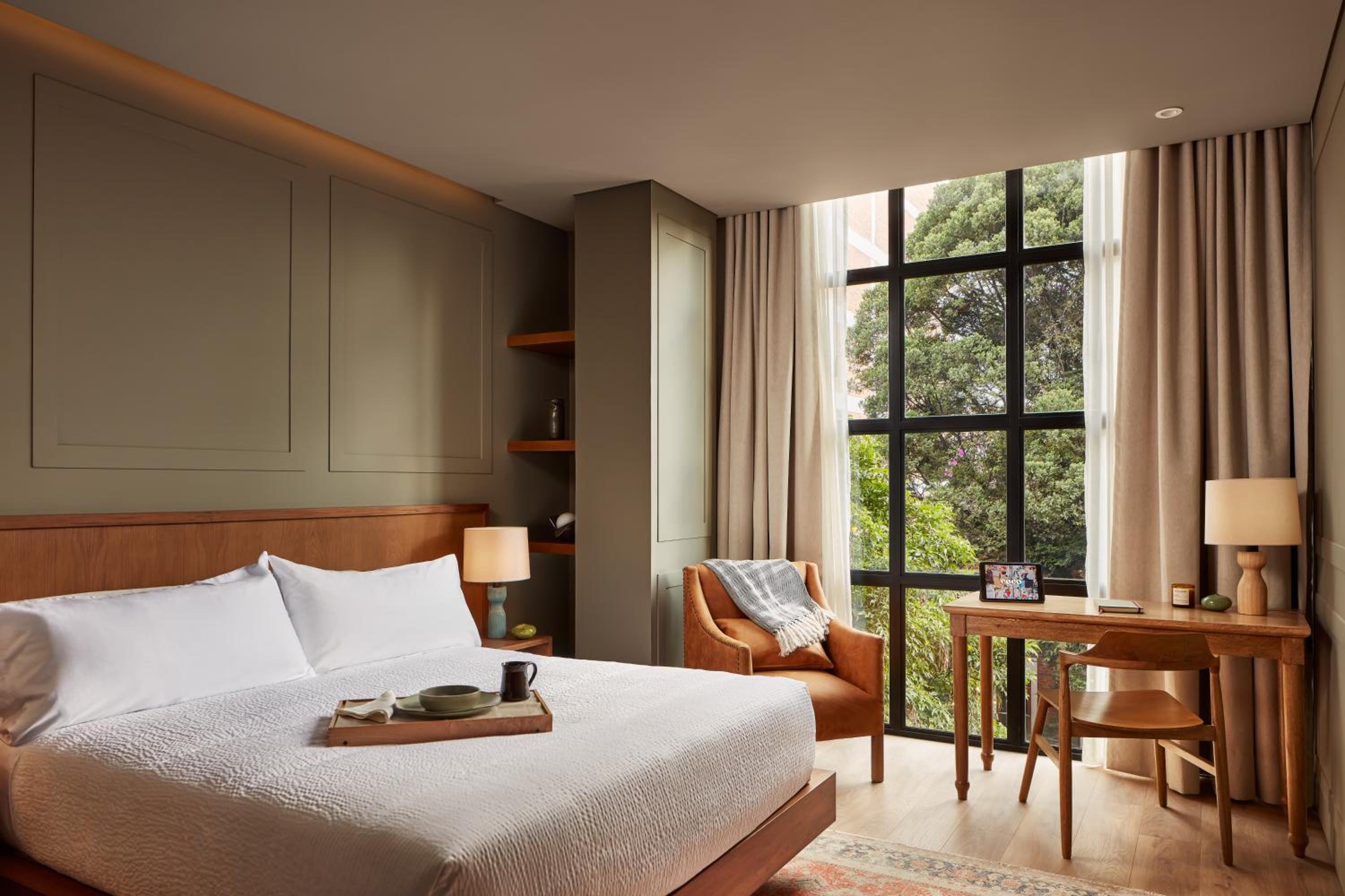 Deluxe Room - Photo 2