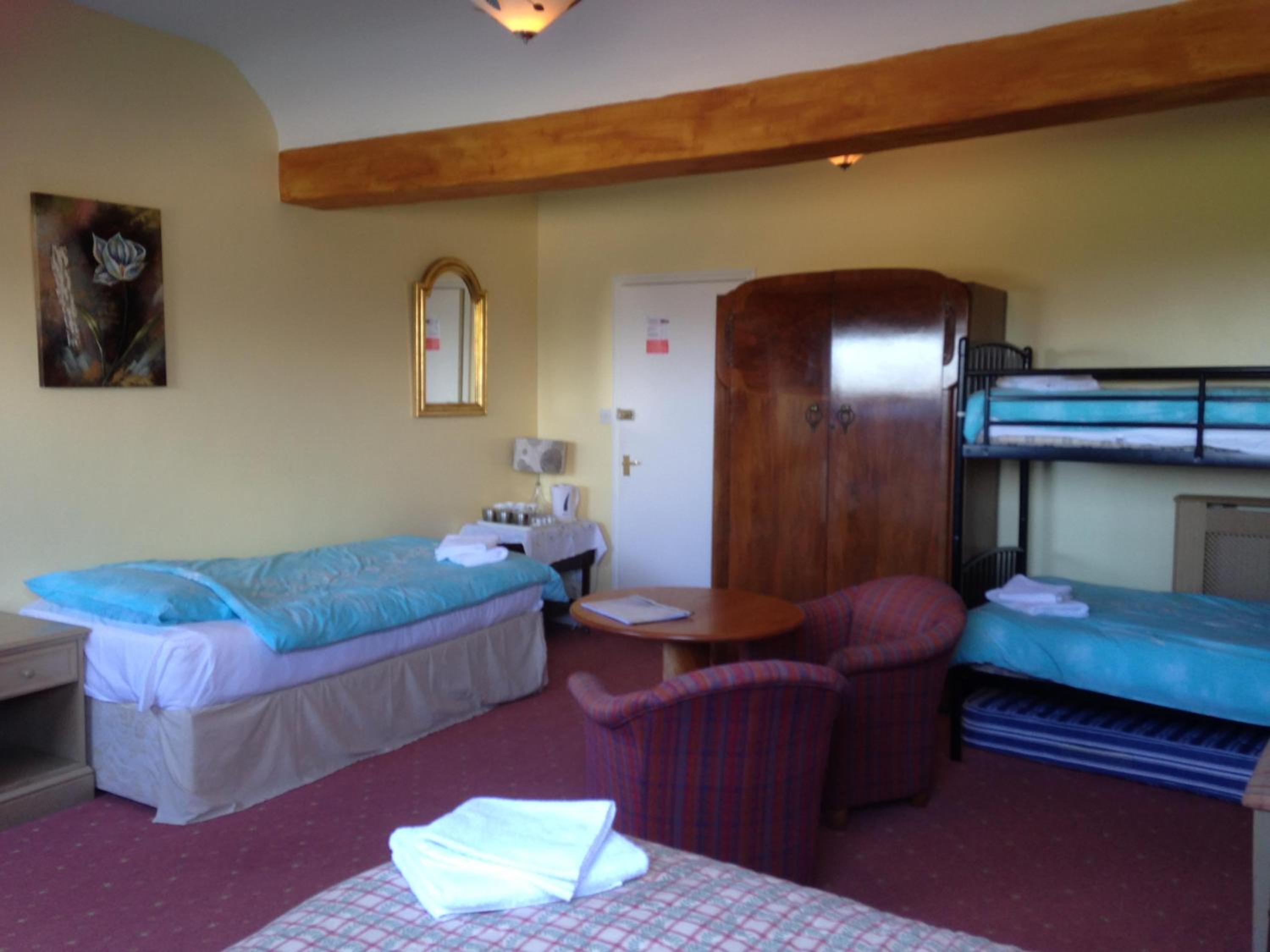 Family Room with Private Bathroom - Photo 1