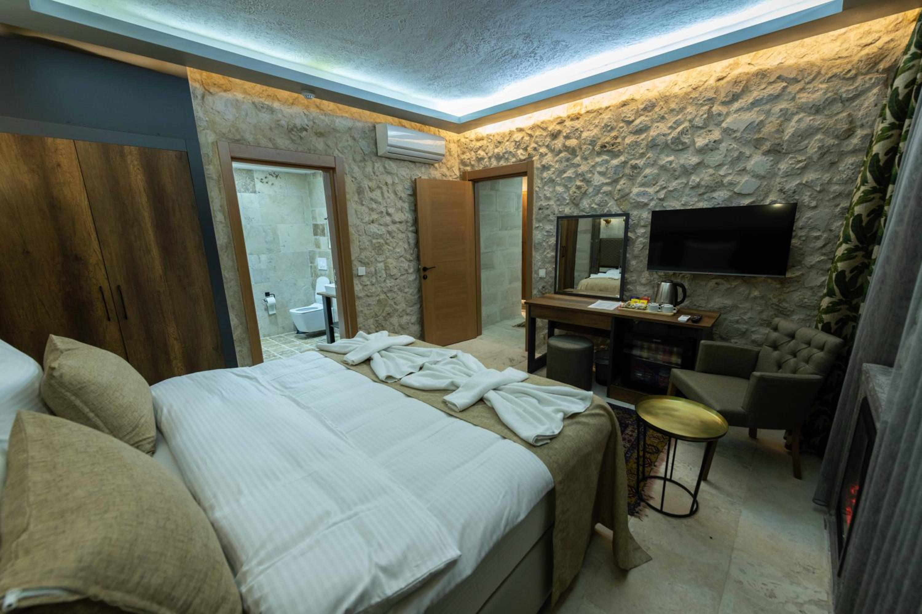 Family Suite - Photo 26