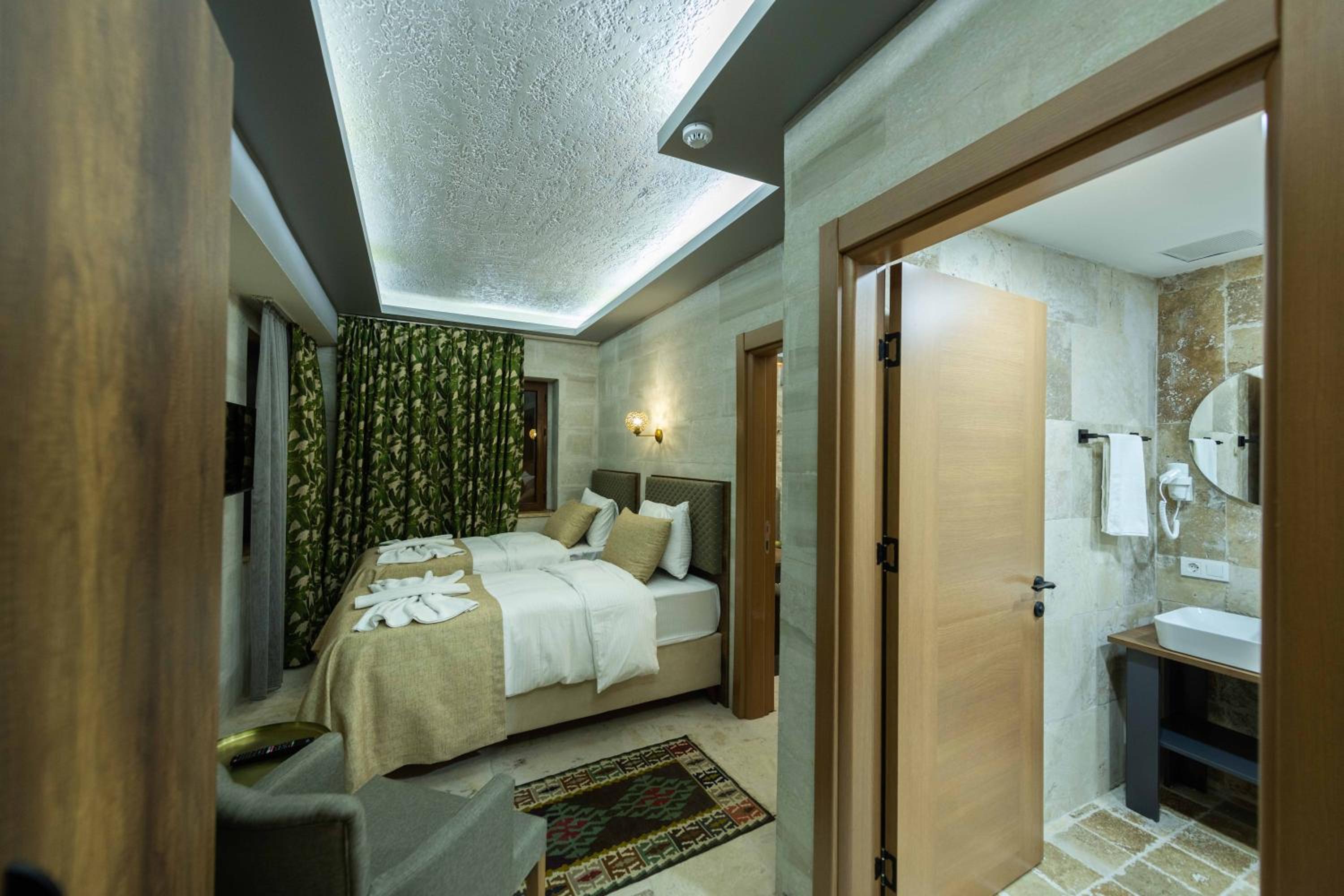 Family Suite - Photo 1