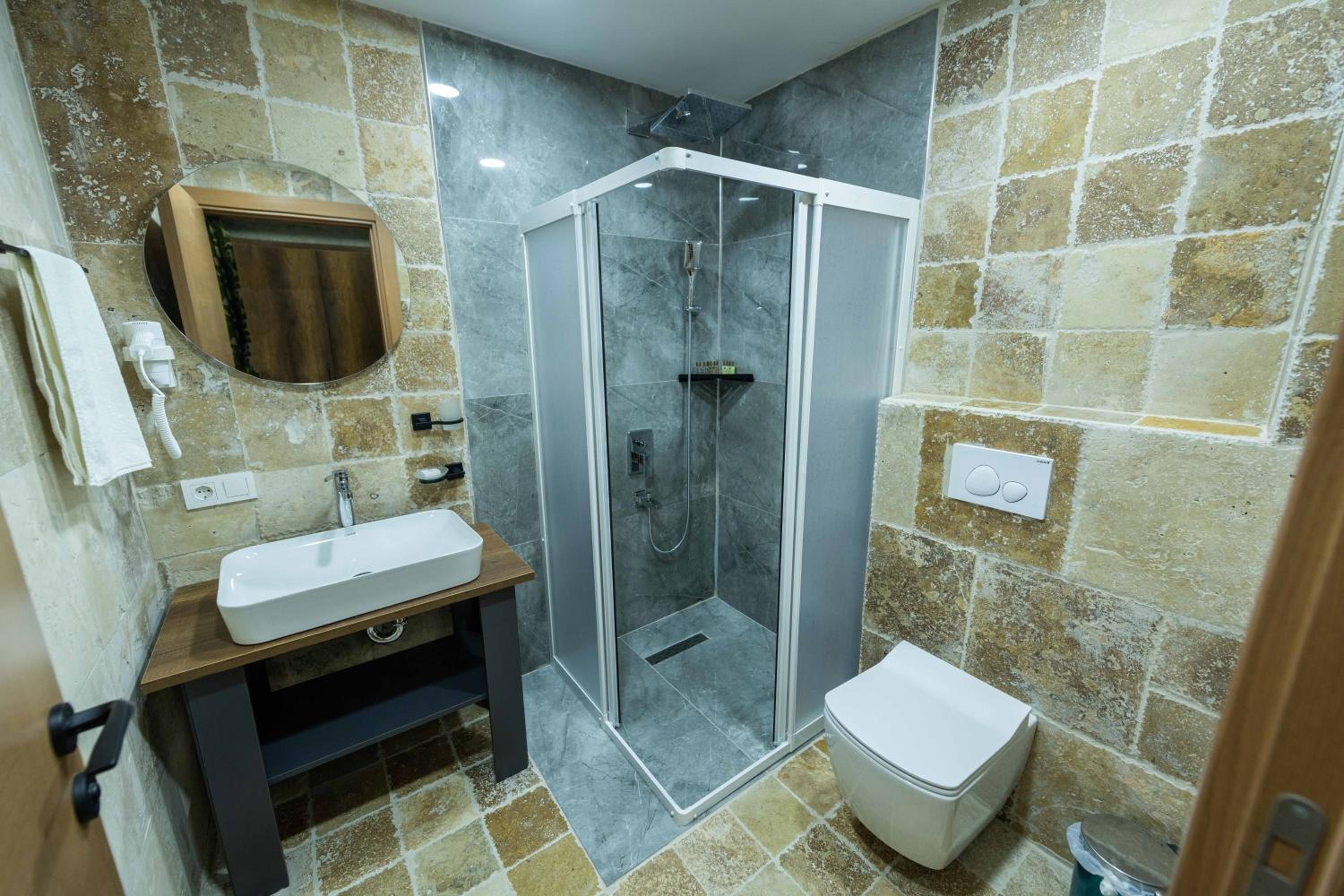 Family Suite - Photo 19