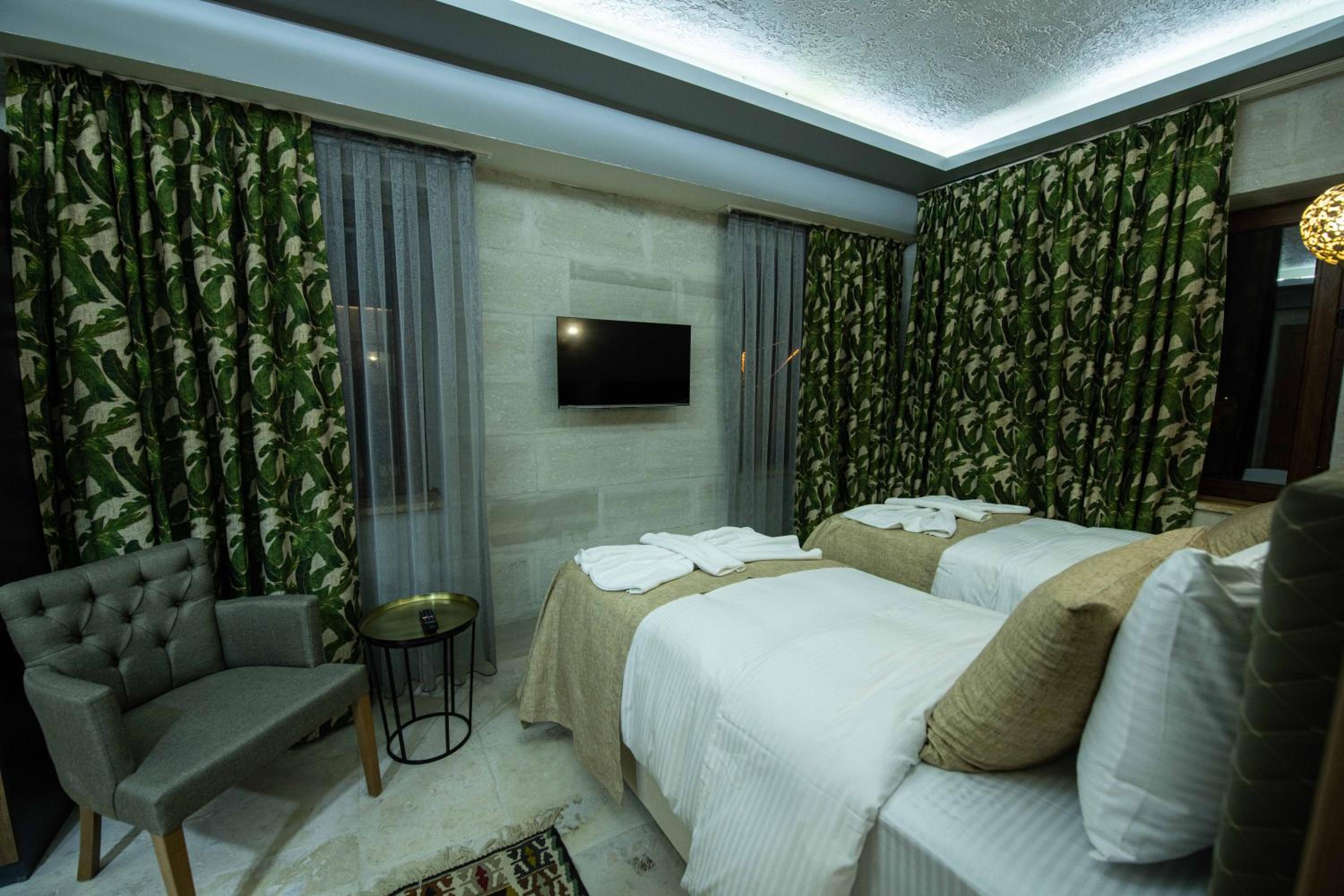 Family Suite - Photo 6