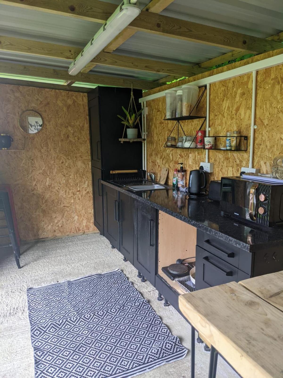 Double Room - Photo 19