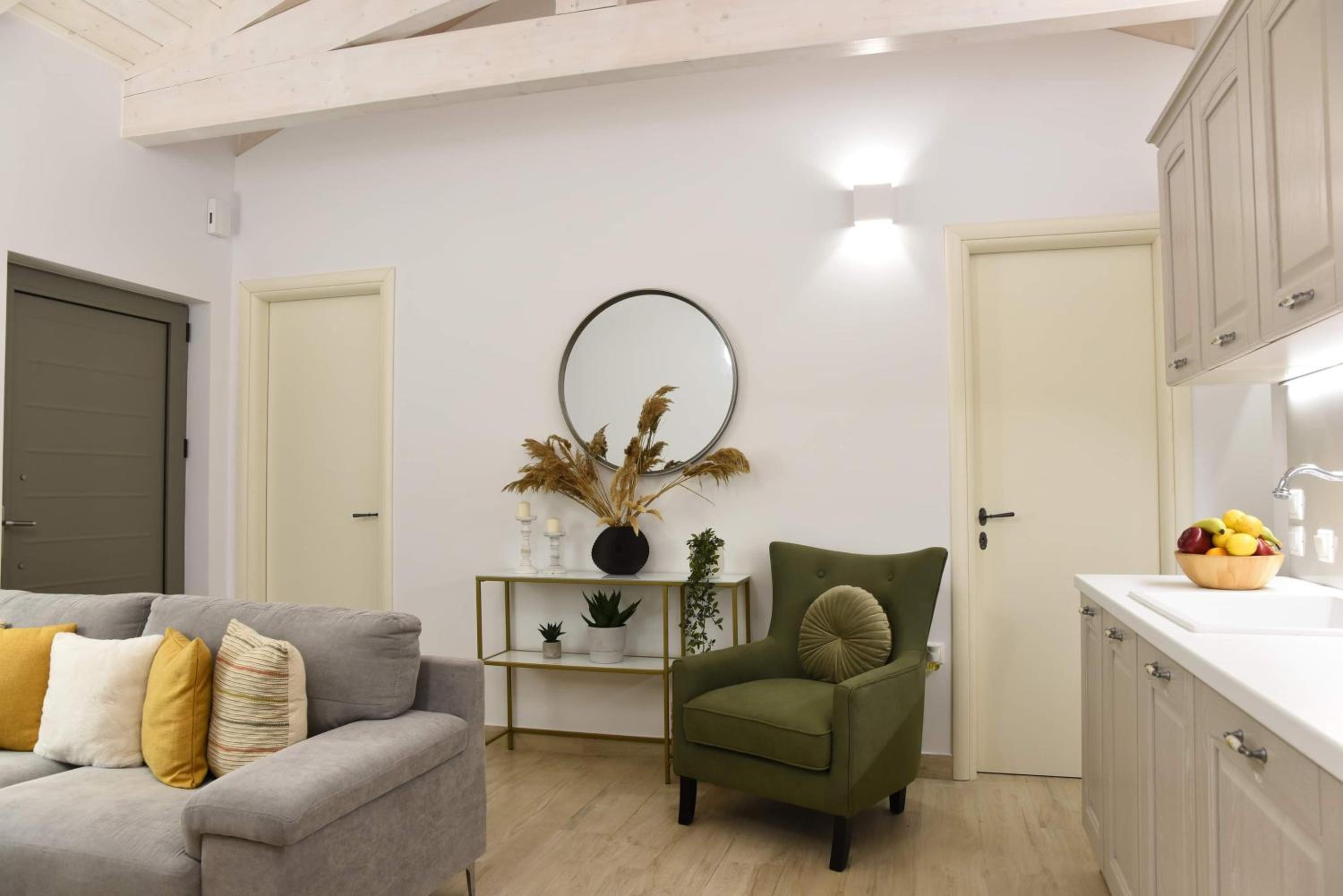 Two-Bedroom House - Photo 6