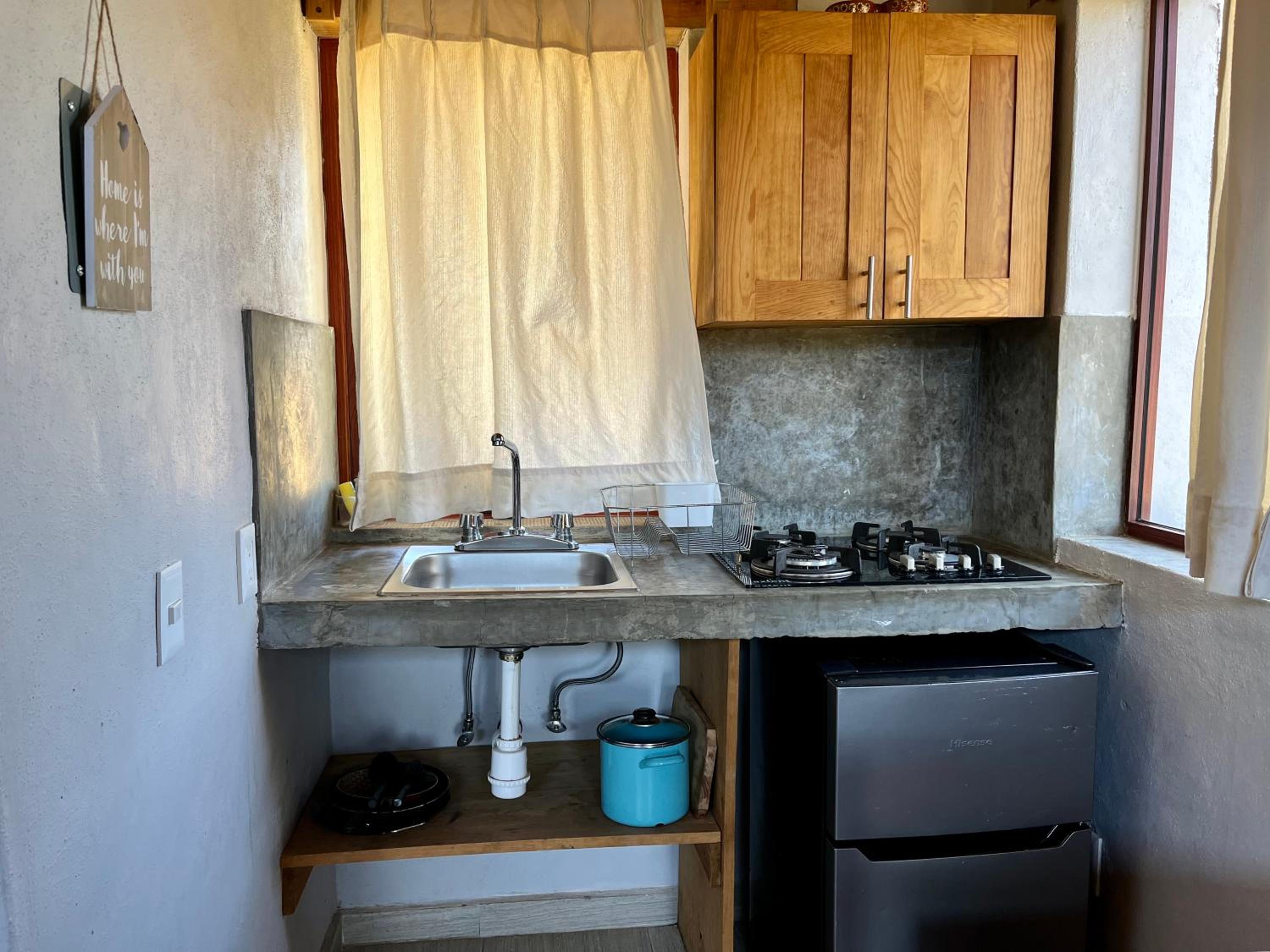Two-Bedroom House - Photo 6