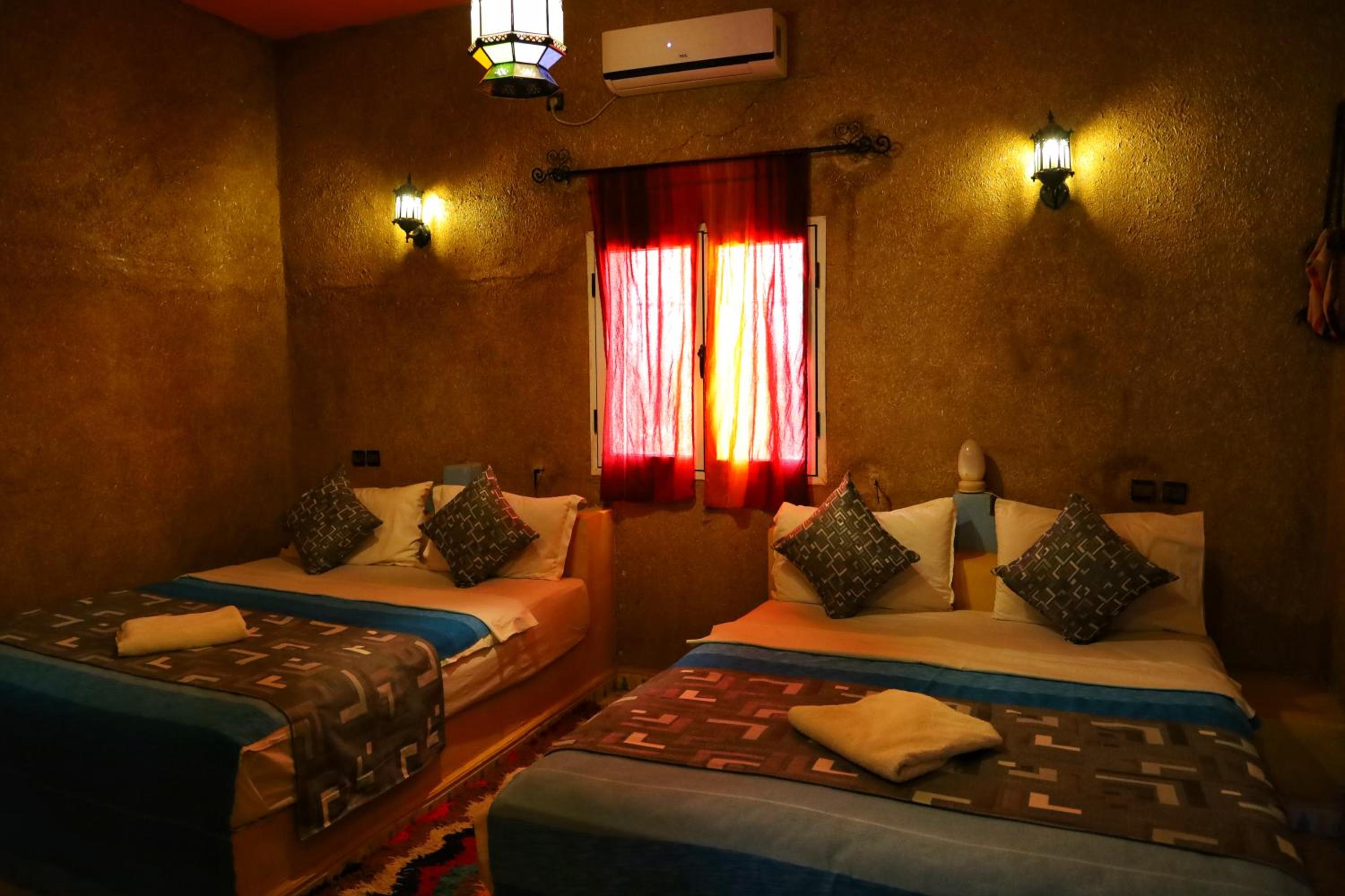 Standard Double or Twin Room - Photo 17