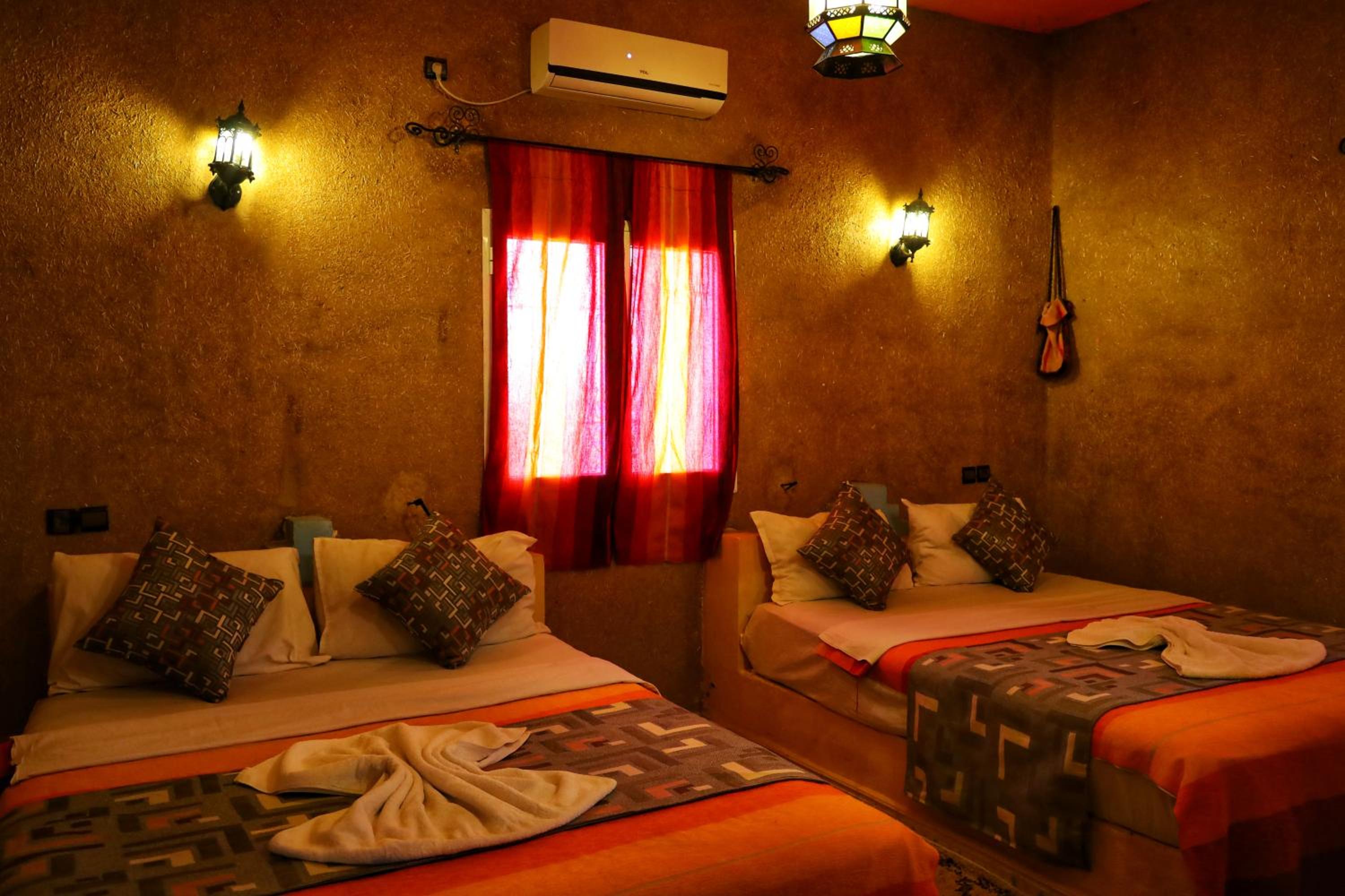 Deluxe Double or Twin Room - Photo 12