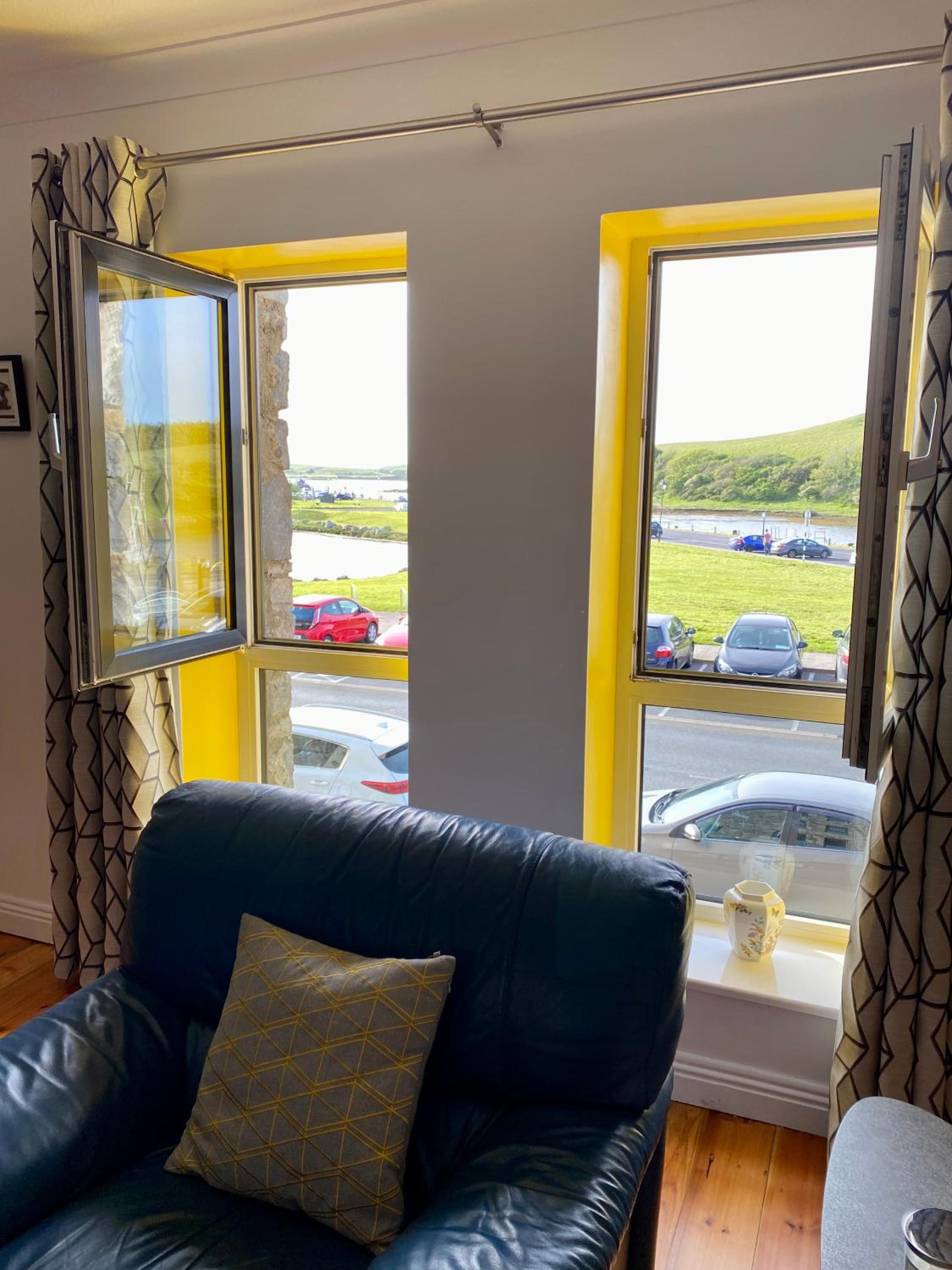 Apartment with Sea View photo 3