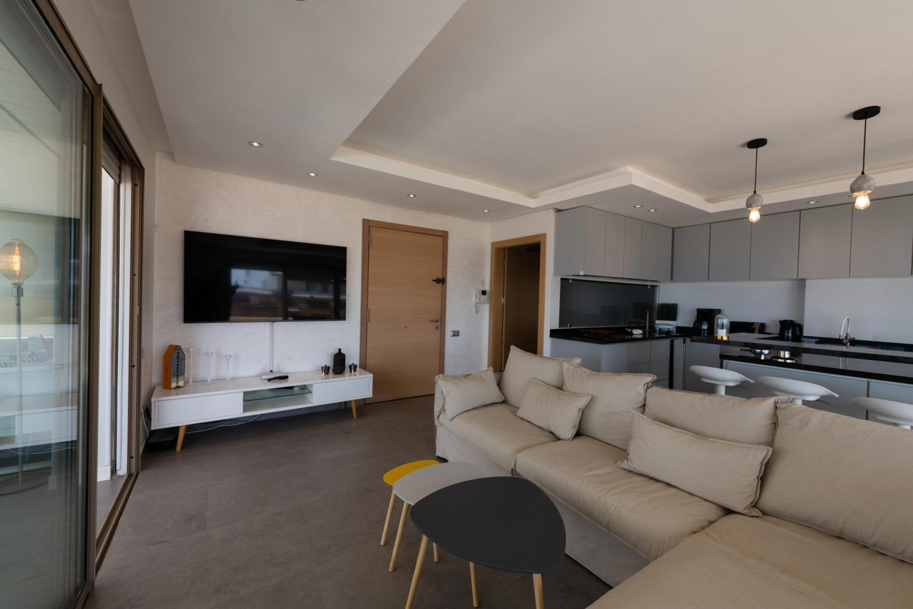 Three-Bedroom Apartment - Photo 21