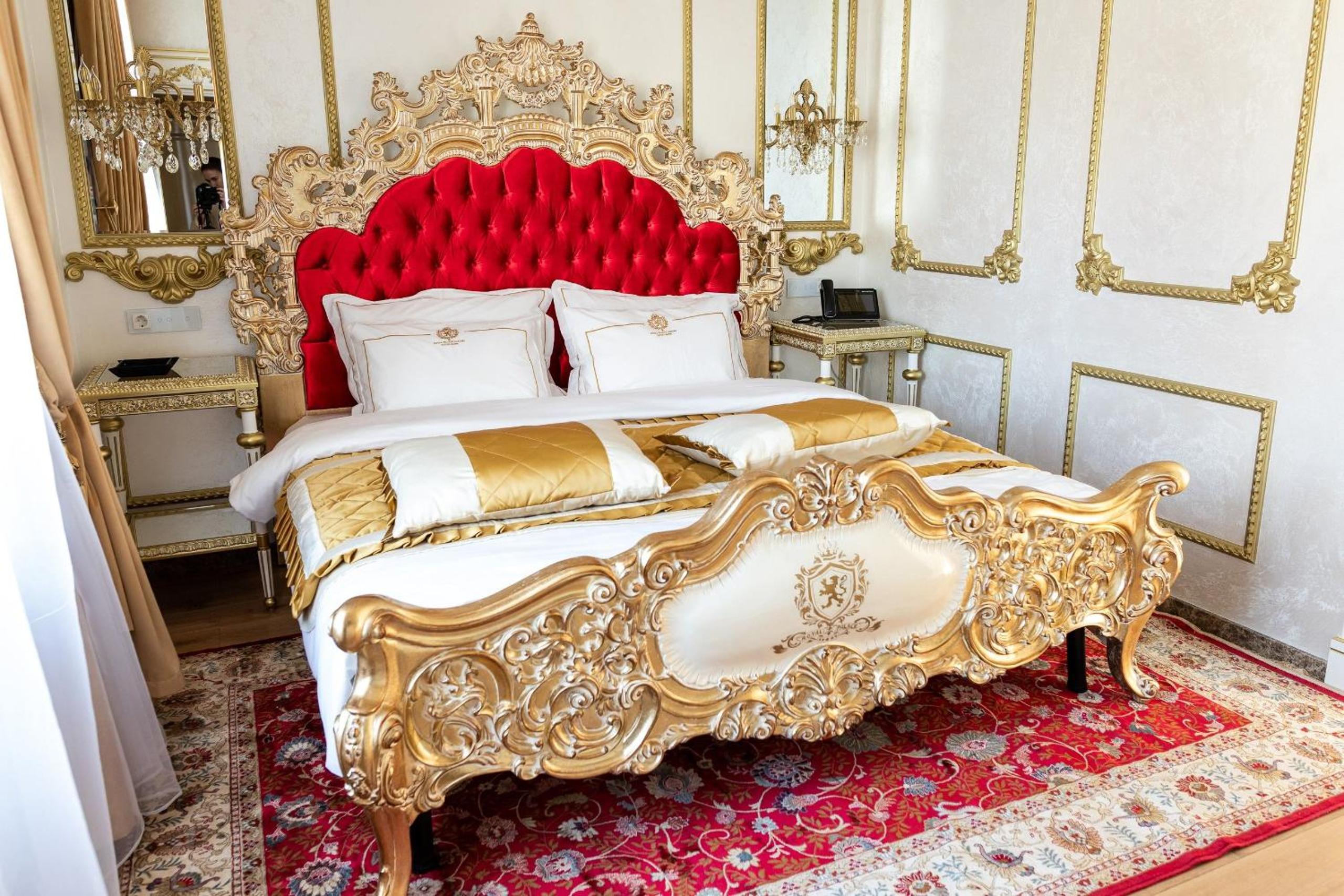 Presidential Suite