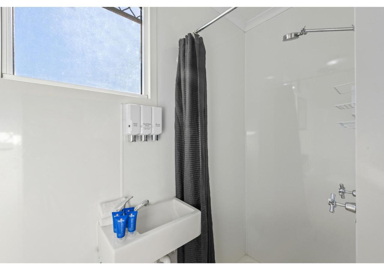 Standard Studio - Sleeps 5 photo 2