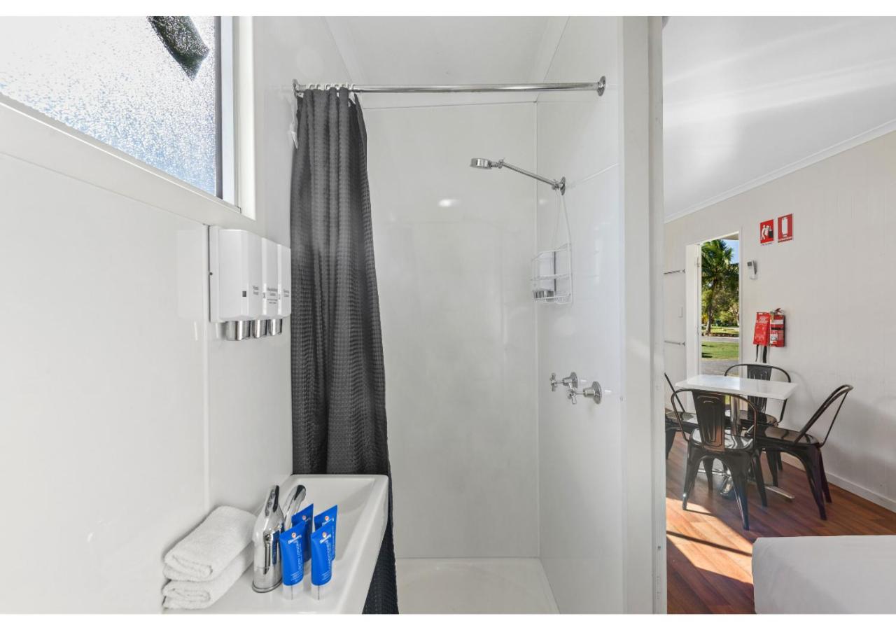 Standard Studio - Sleeps 5 photo 3