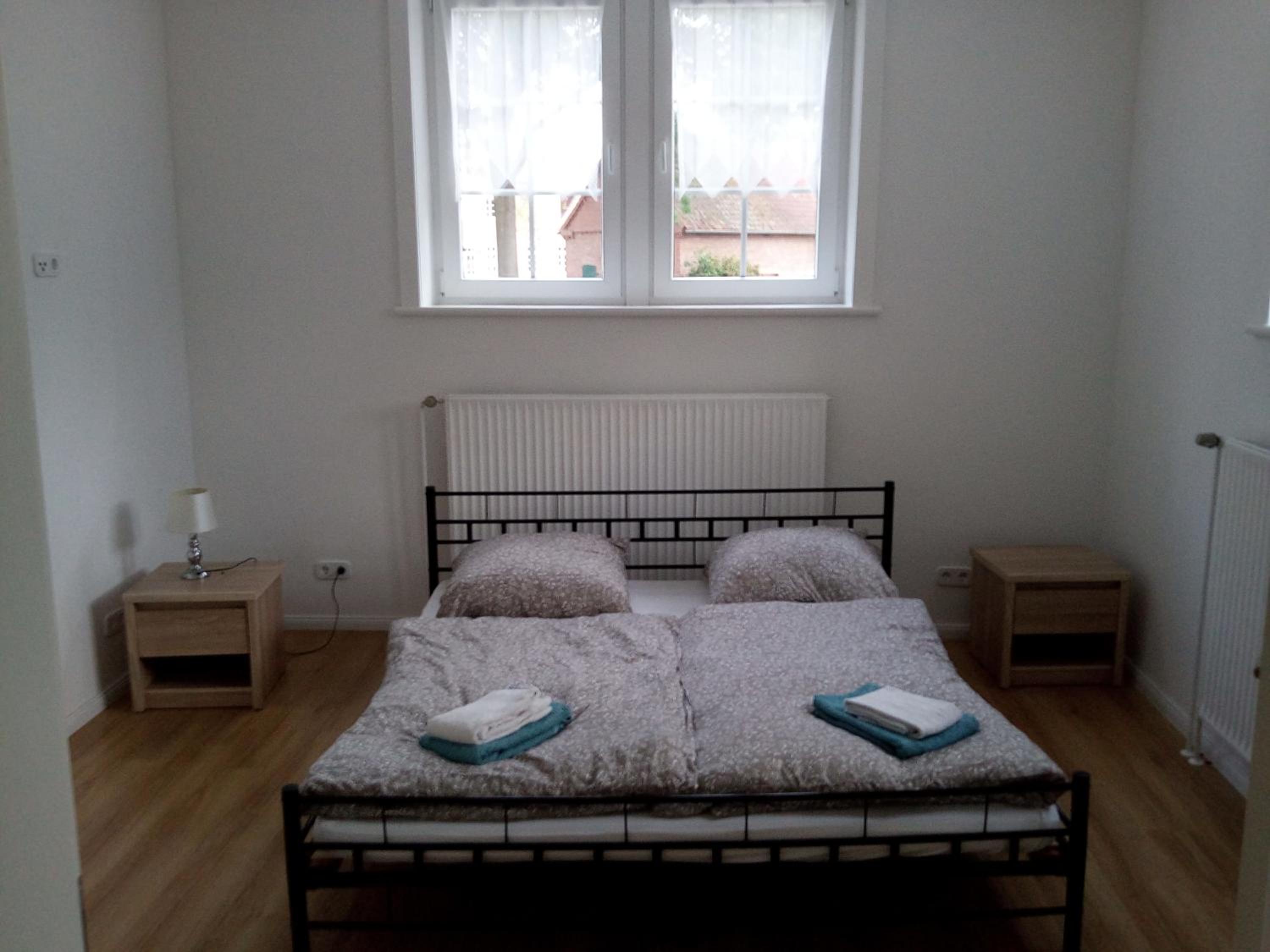 Large Double Room - Photo 15
