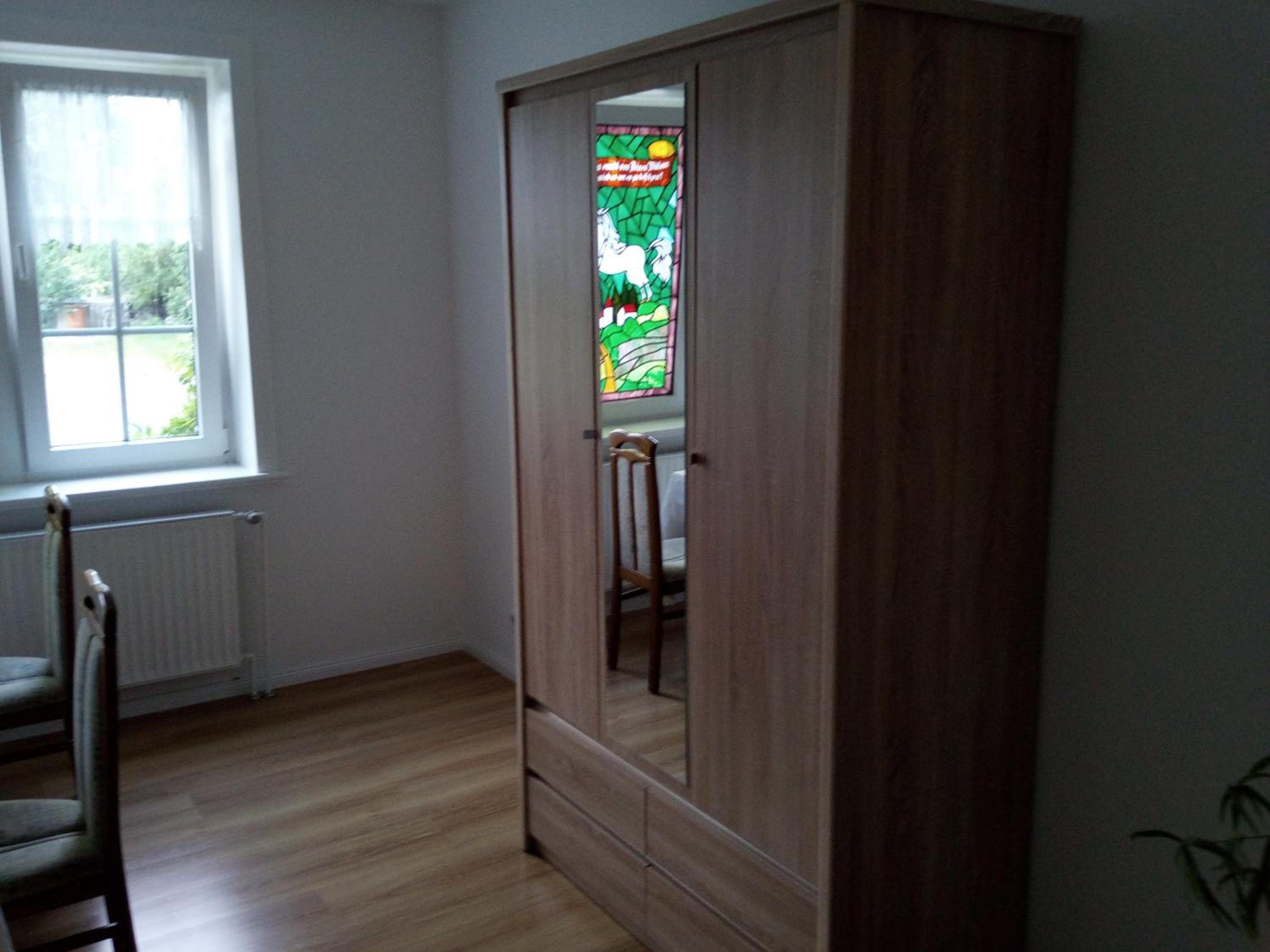 Large Double Room - Photo 13