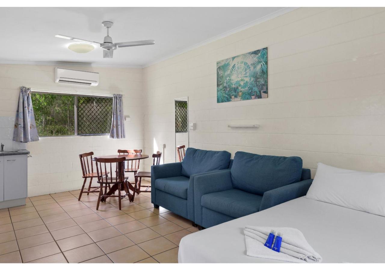 Economy Studio Unit (External Ensuite)