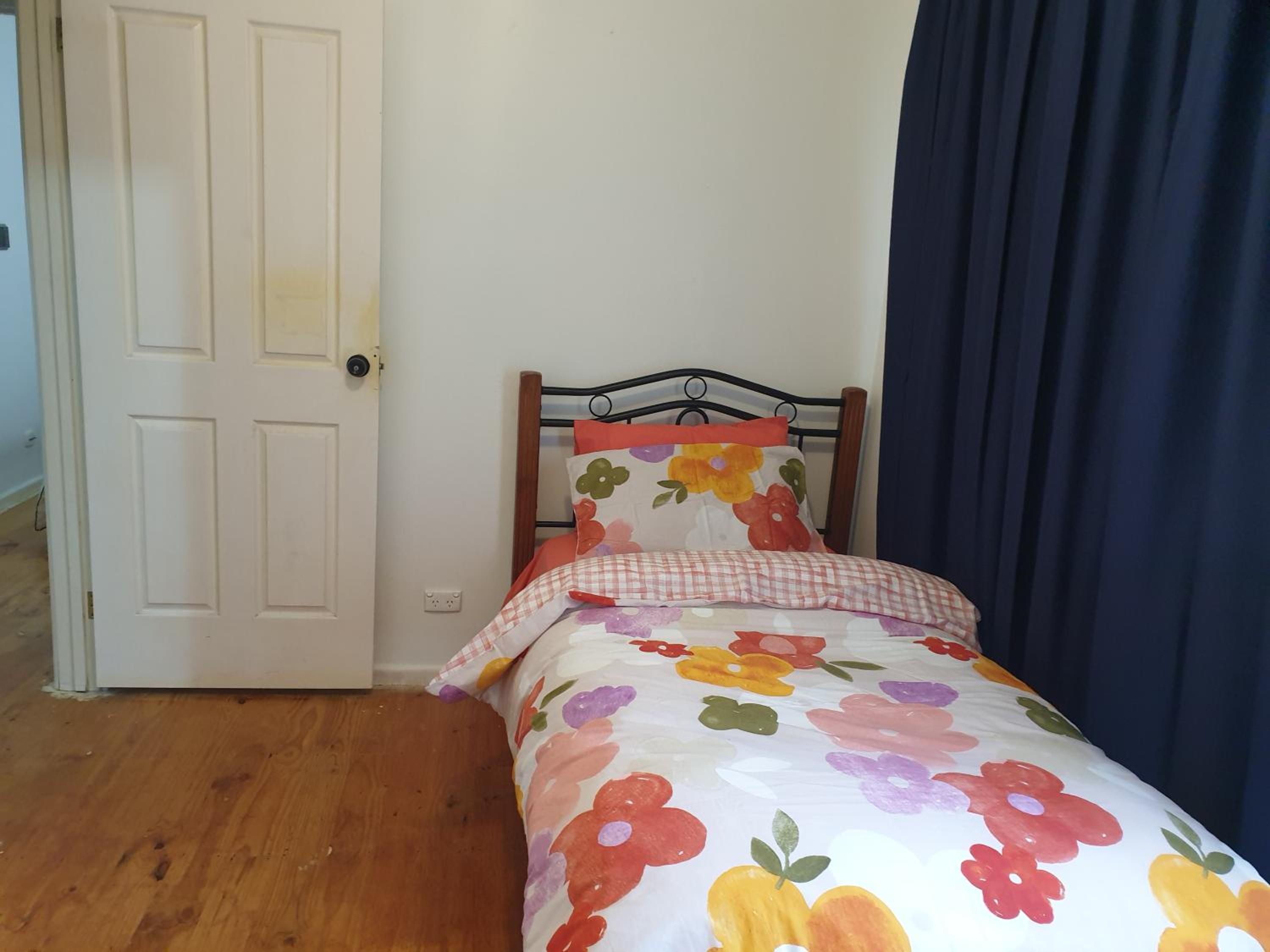 Small Double Room photo 1