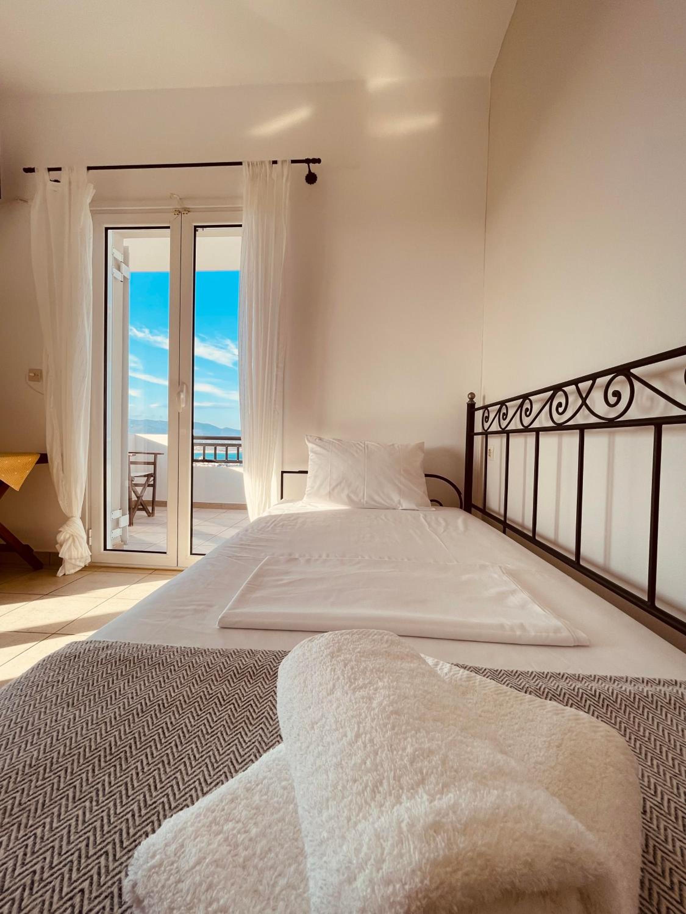 Apartment with Sea View photo 2