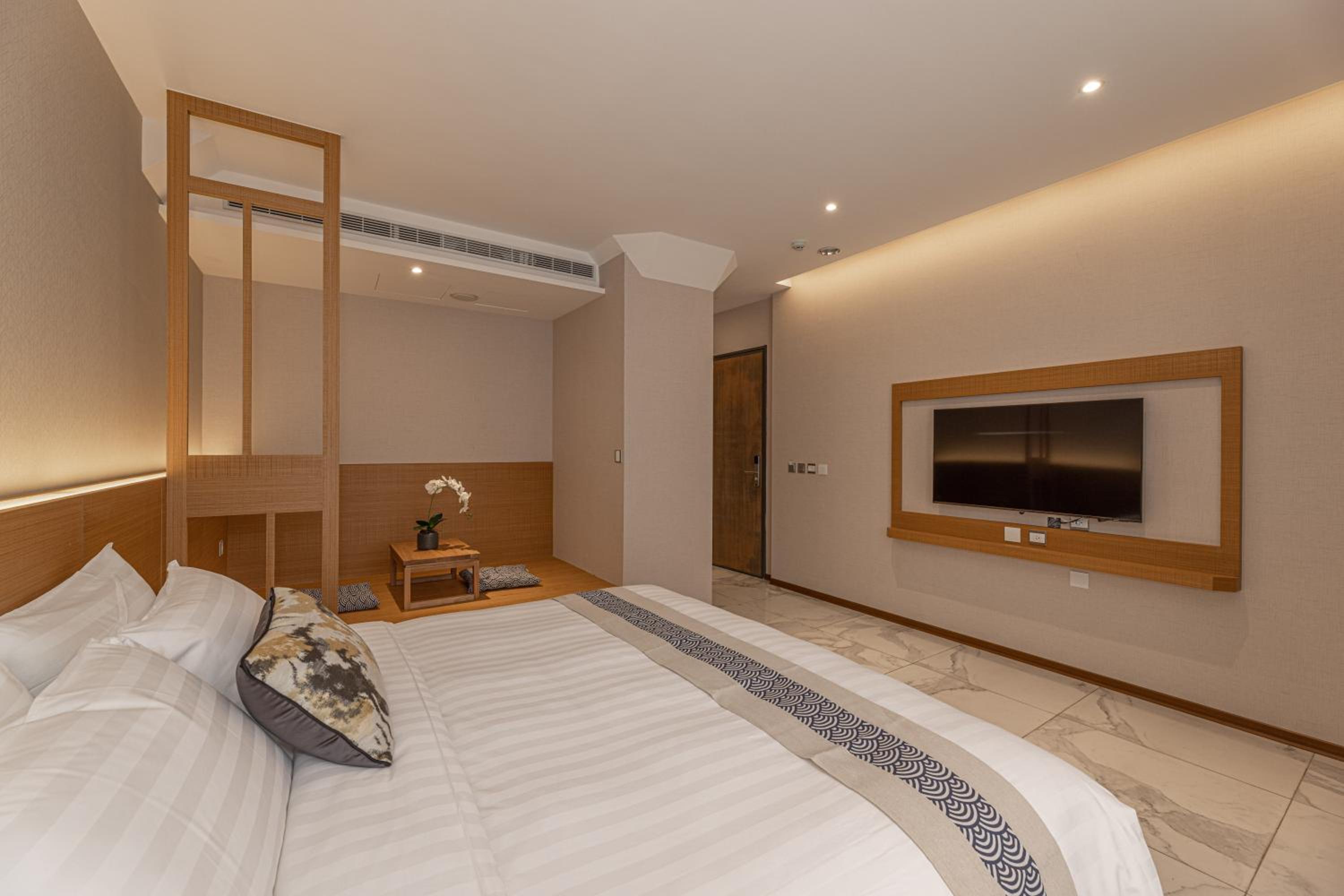 Double Room with City View photo 3