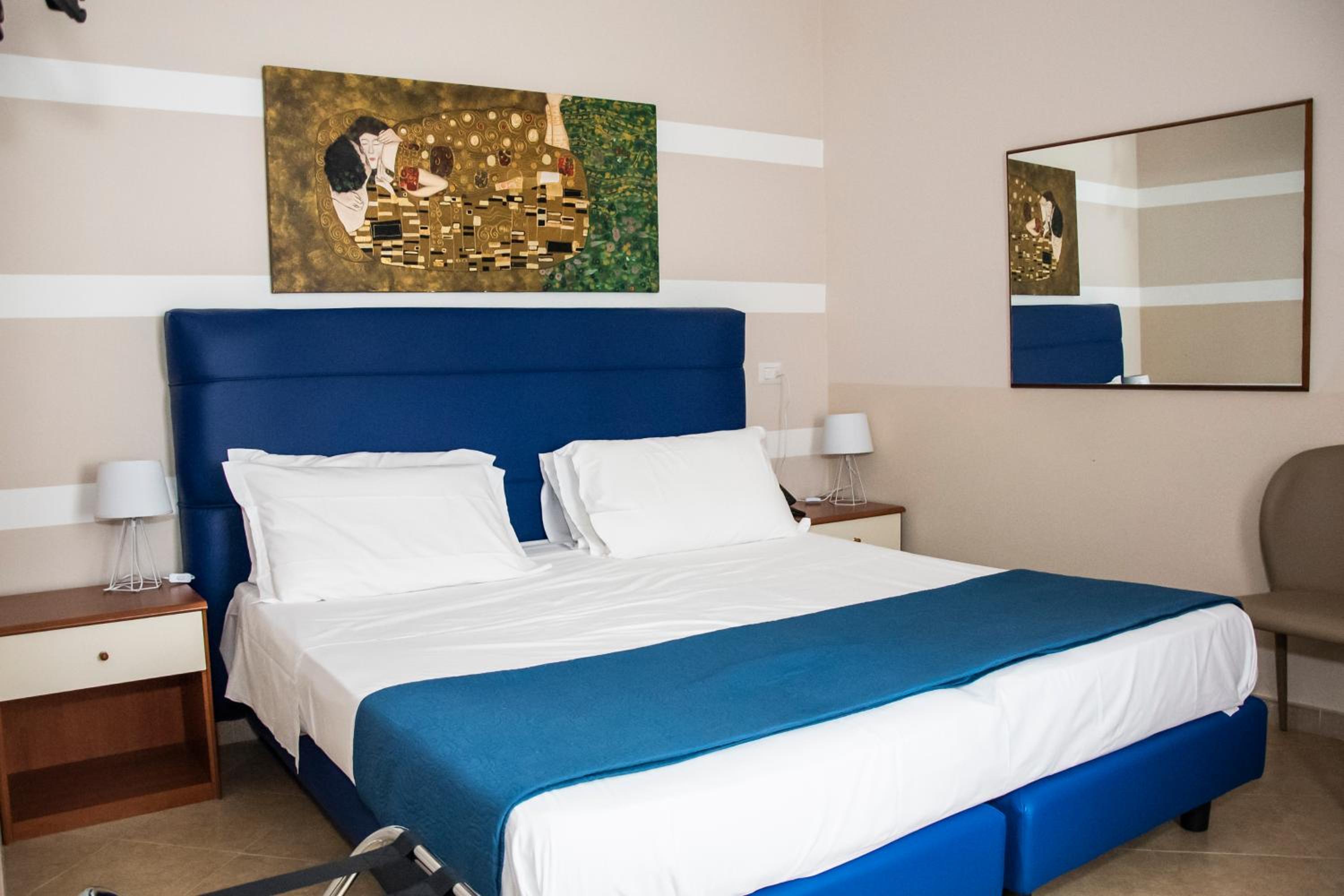 Double or Twin Room photo 1