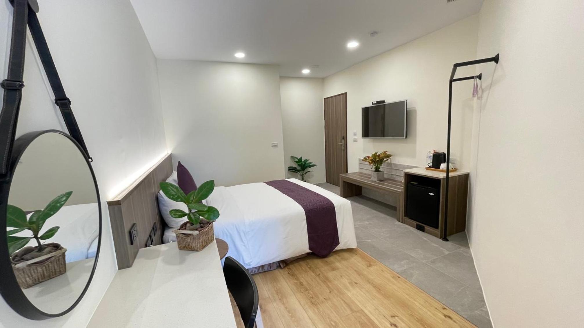 Deluxe Double Room with Balcony photo 2