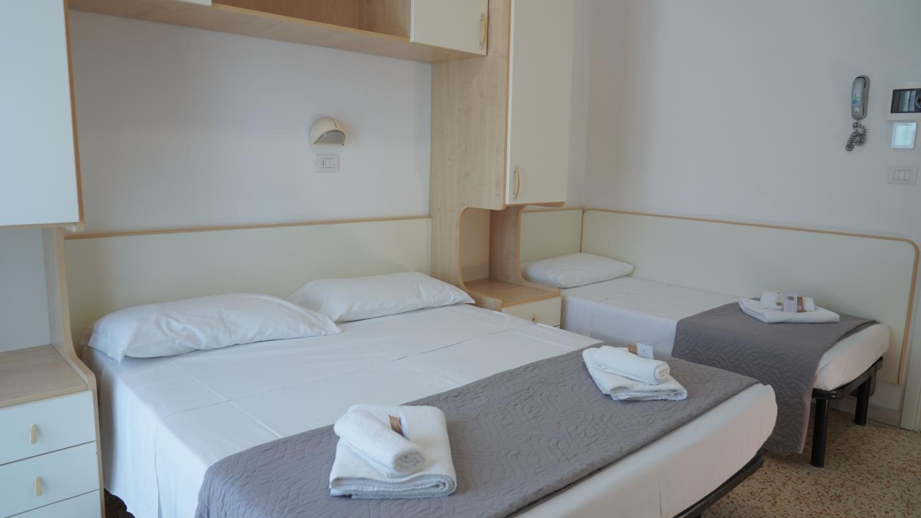 Triple Room with Balcony