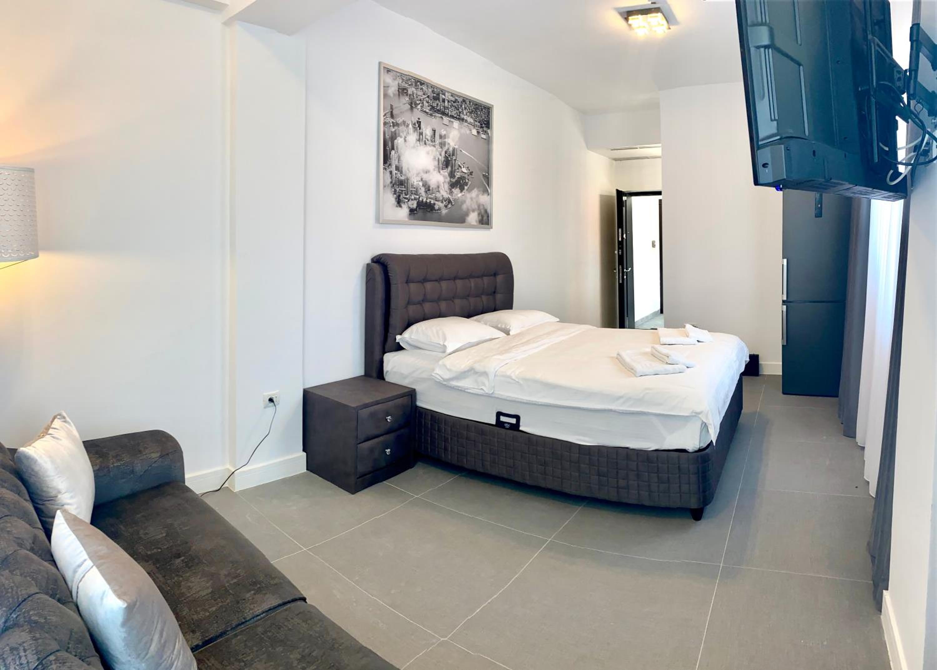 Economy Triple Room - Photo 5