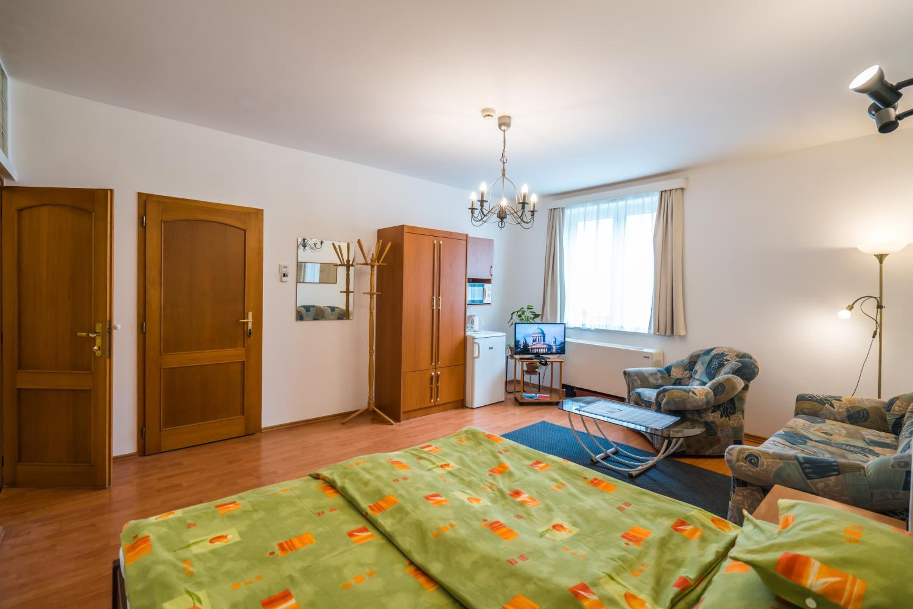 Apartment - Ground Floor photo 3