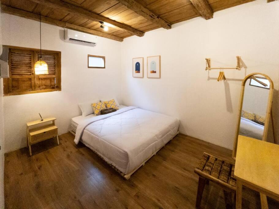 Three-Bedroom Villa - Photo 18