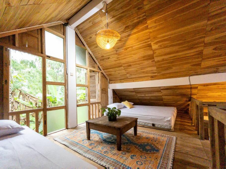 Three-Bedroom Villa - Photo 7