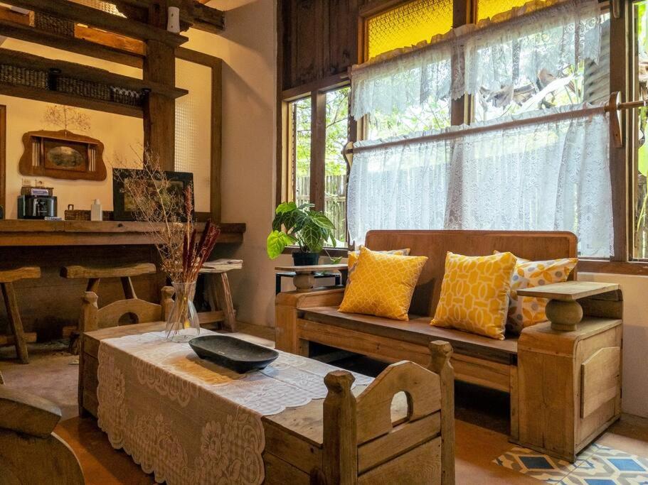 Three-Bedroom Villa - Photo 6