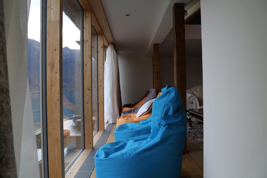 Deluxe King Room - Photo 4