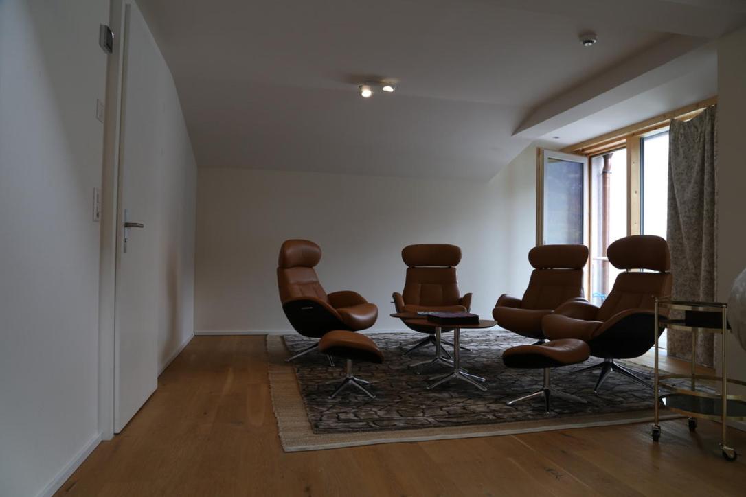 Deluxe King Room - Photo 3