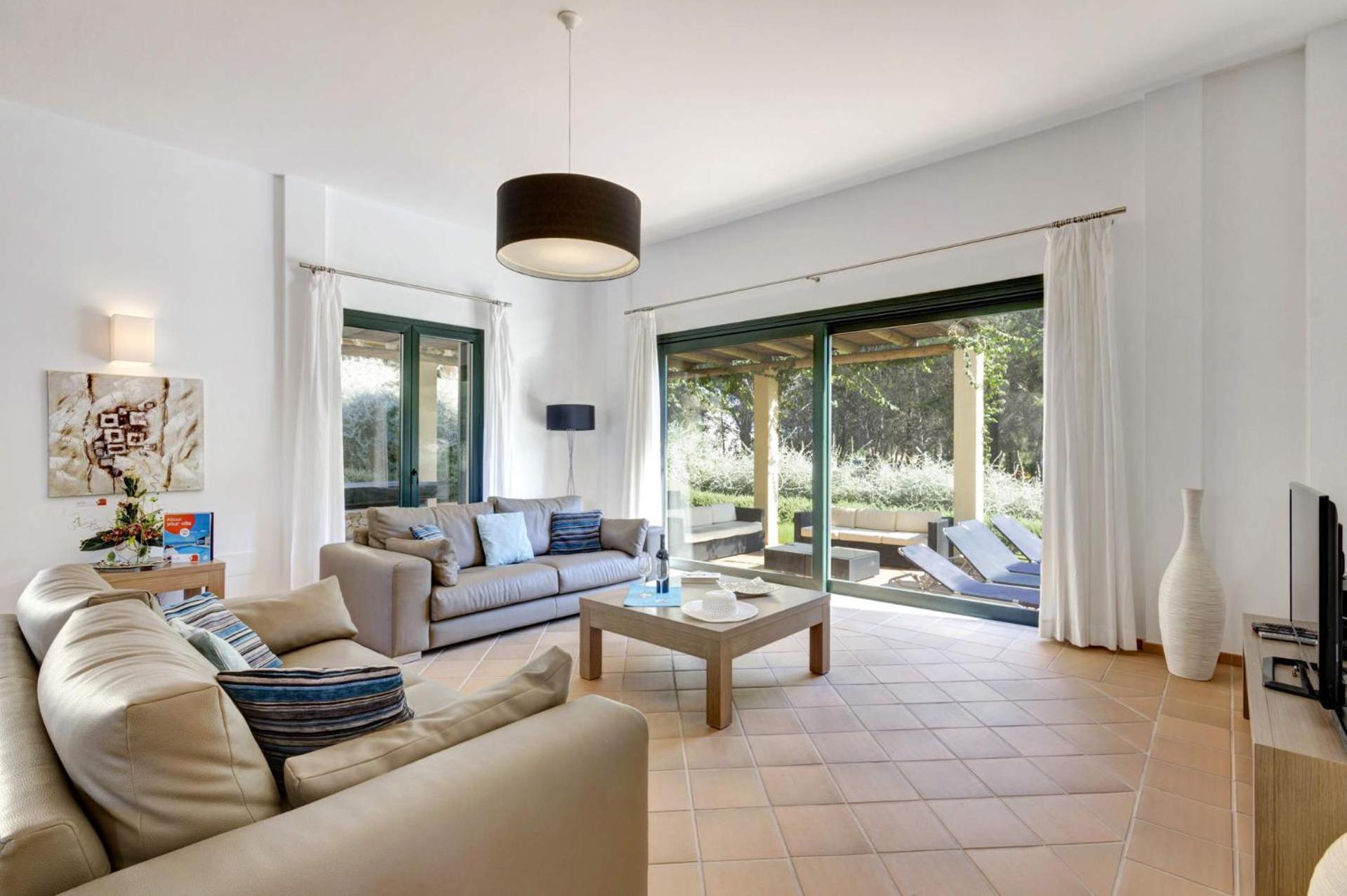 Villa de Cuatro Habitaciones
