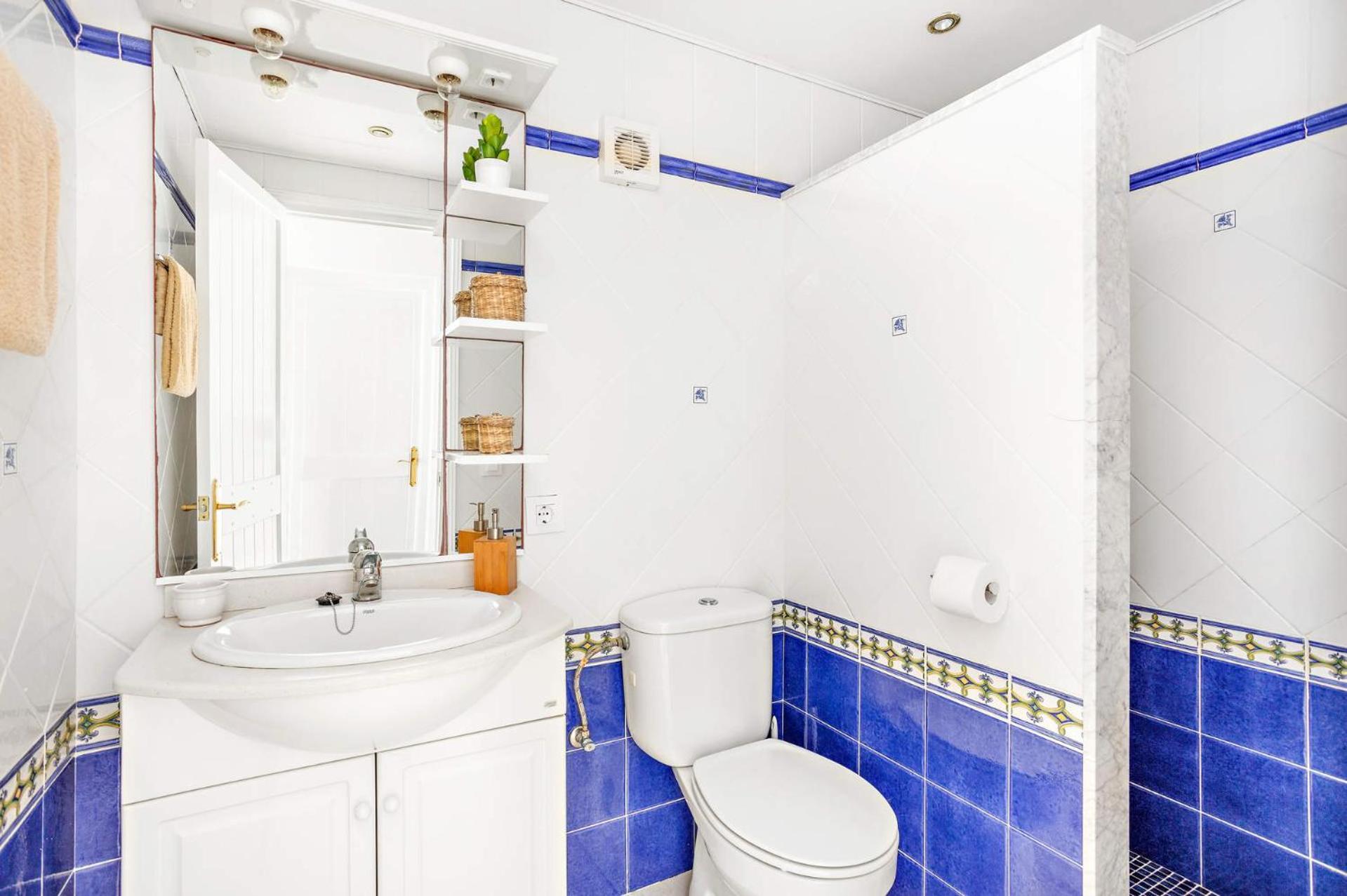 Villa photo 2