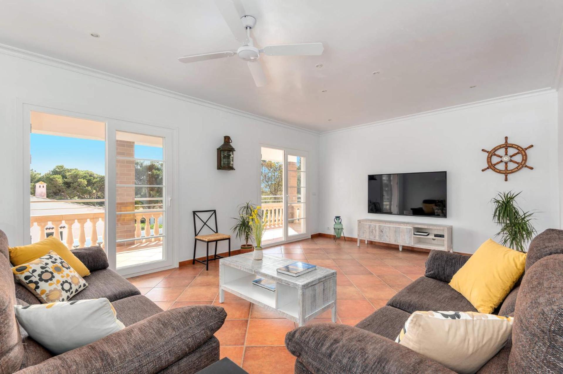 Villa de Cuatro Habitaciones