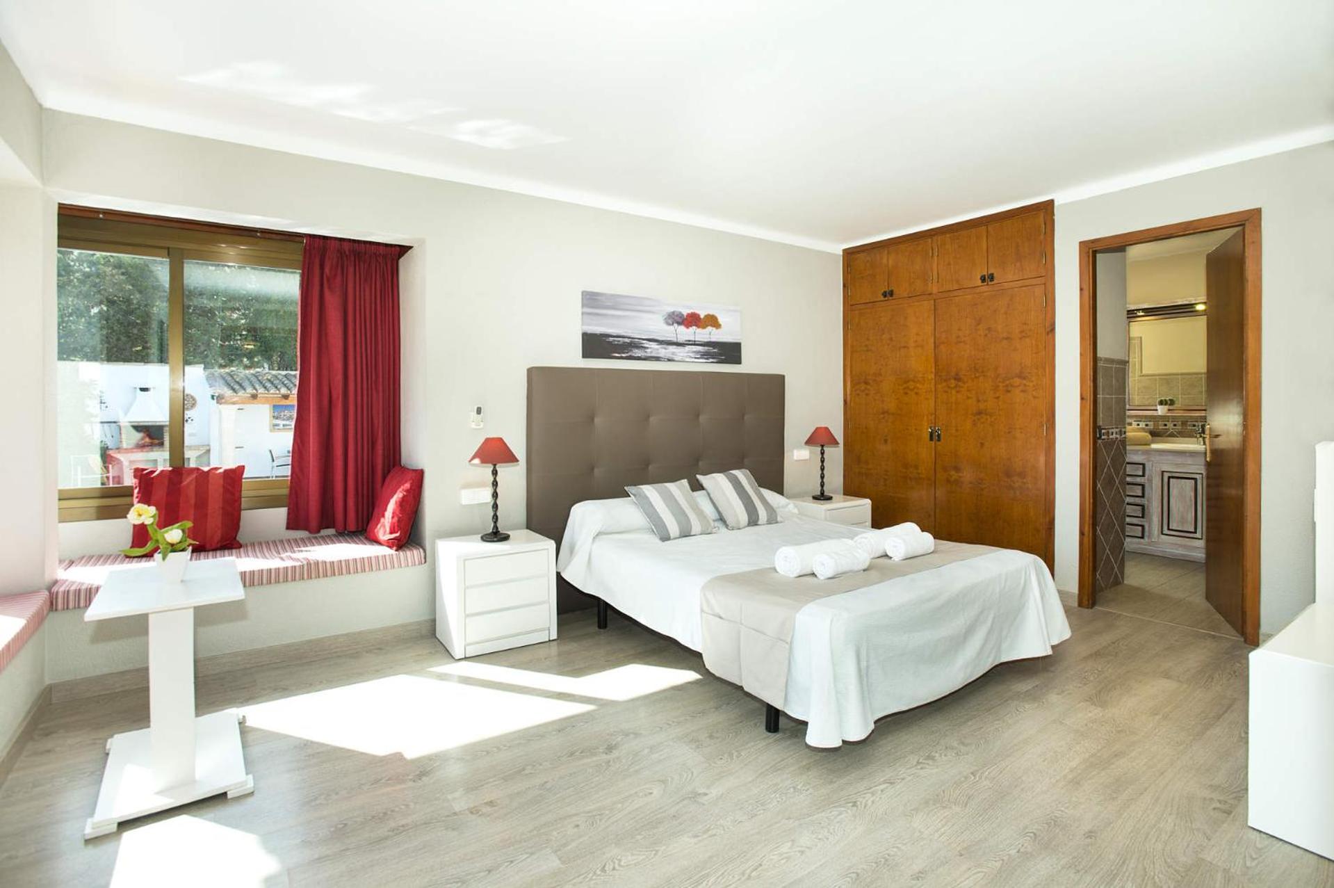 Villa de Tres Habitaciones