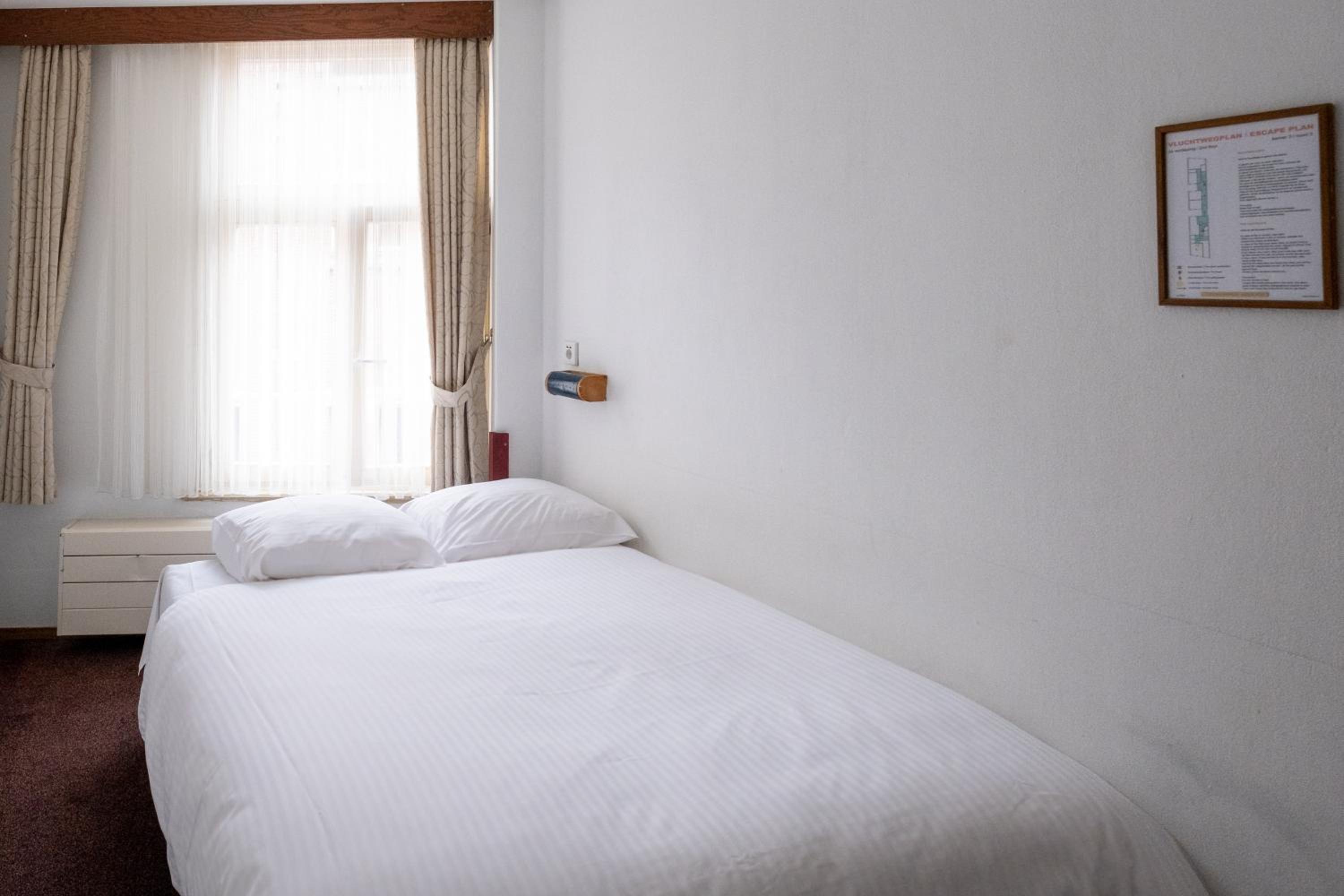 Budget Double Room photo 1