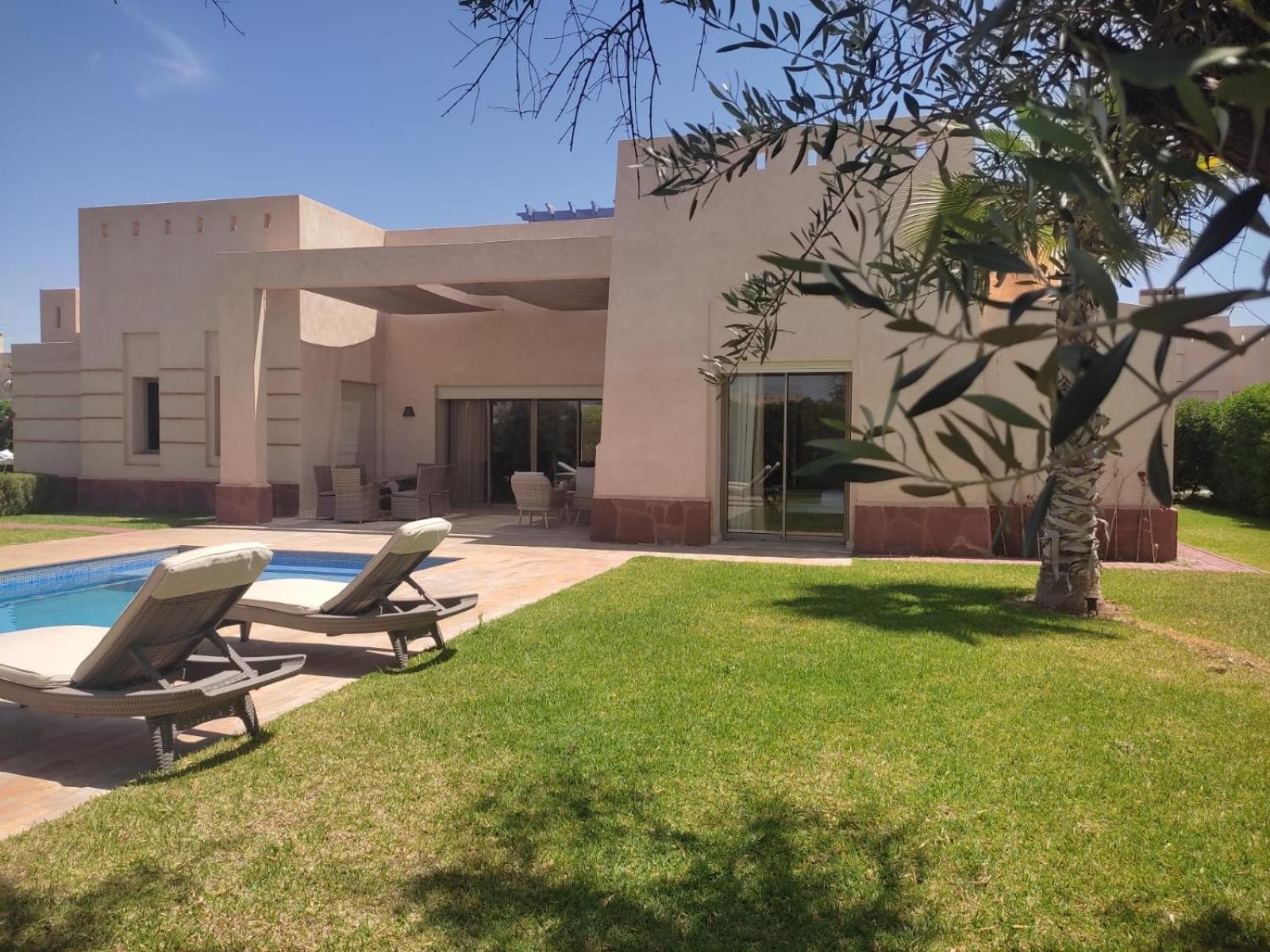 Three-Bedroom Villa - Photo 25