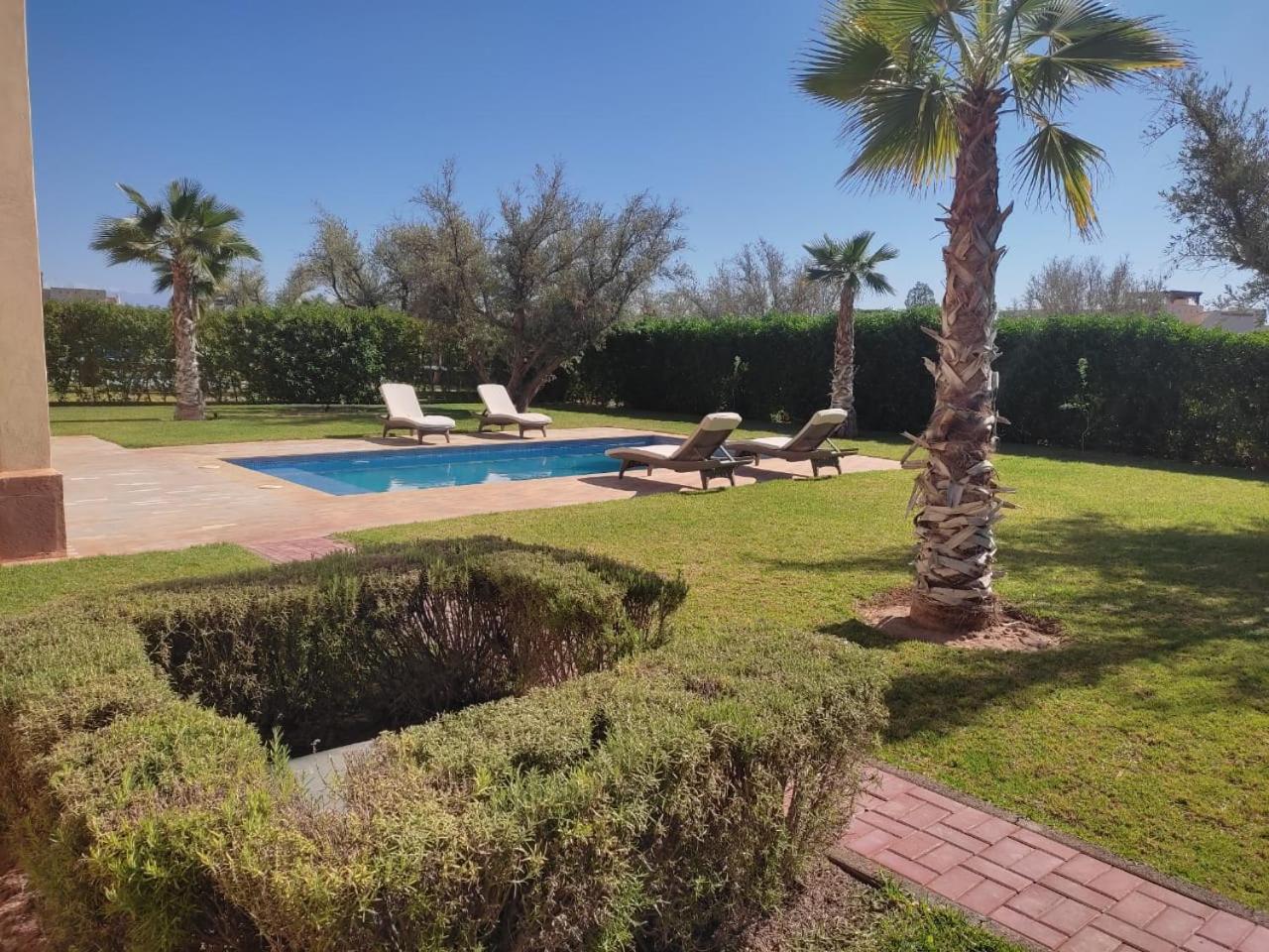 Three-Bedroom Villa - Photo 13