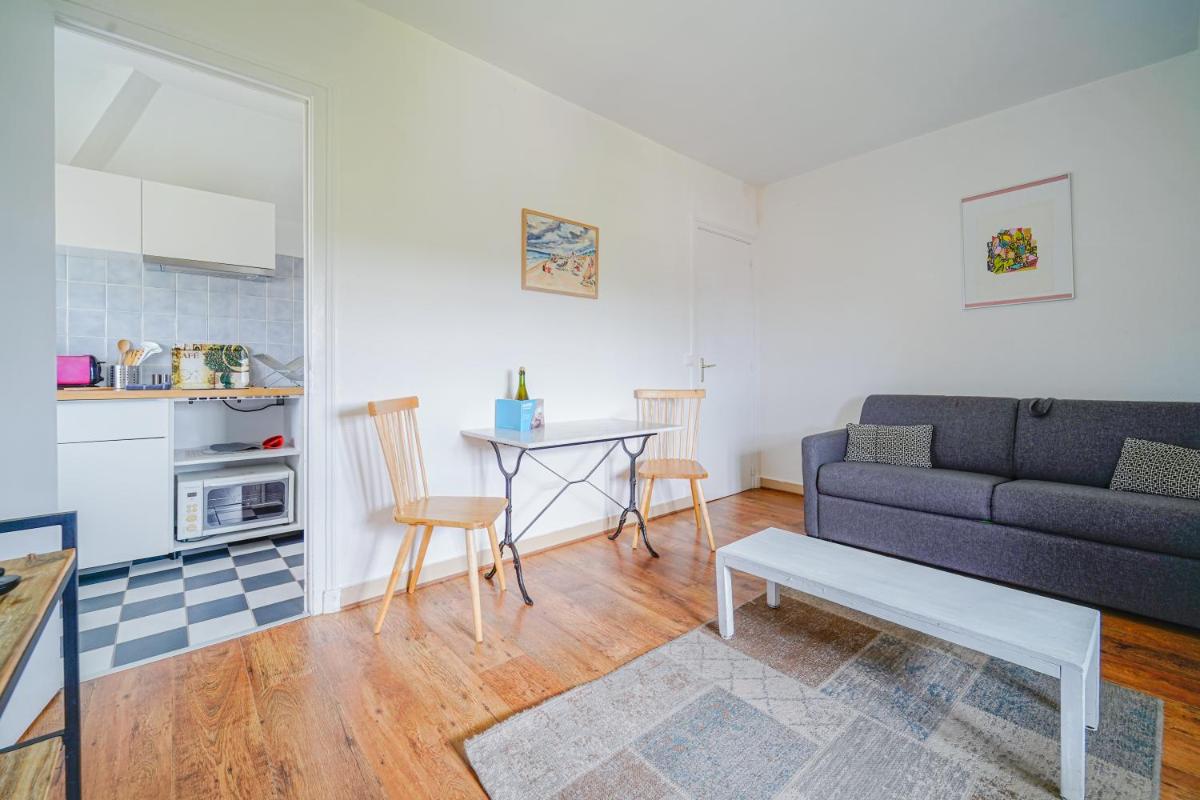 Studio with Garden View (2 Adults)
