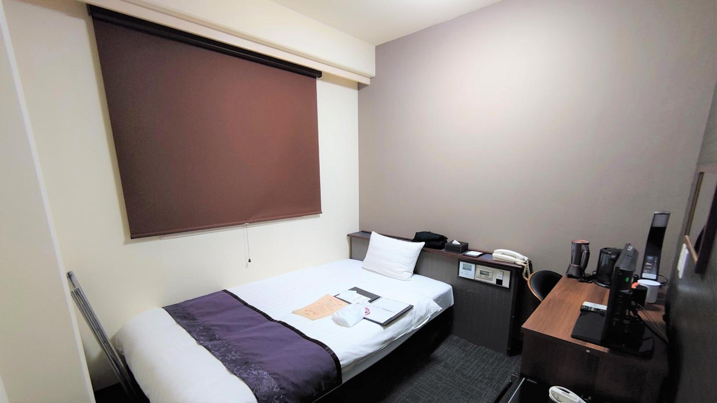 Double Room with Small Bed (LAN cable available) - Non-Smoking