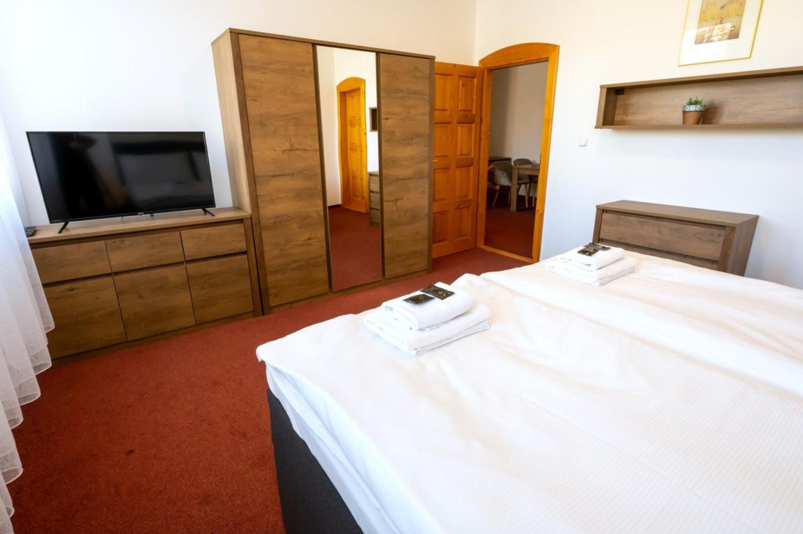 King Suite - Photo 4