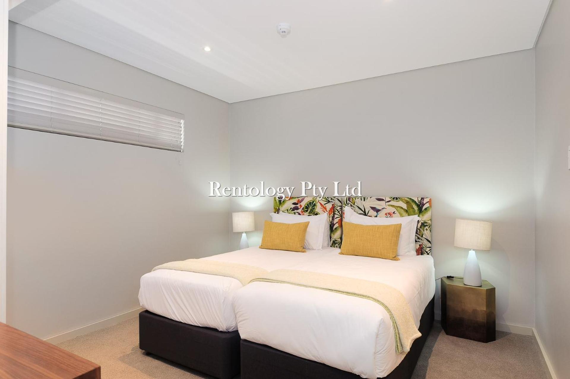 Two-Bedroom Apartment - Photo 19