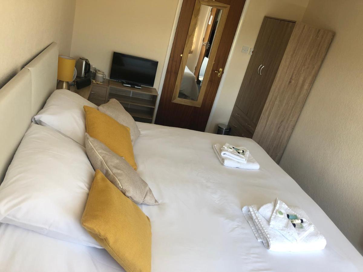 Double or Twin Room photo 1