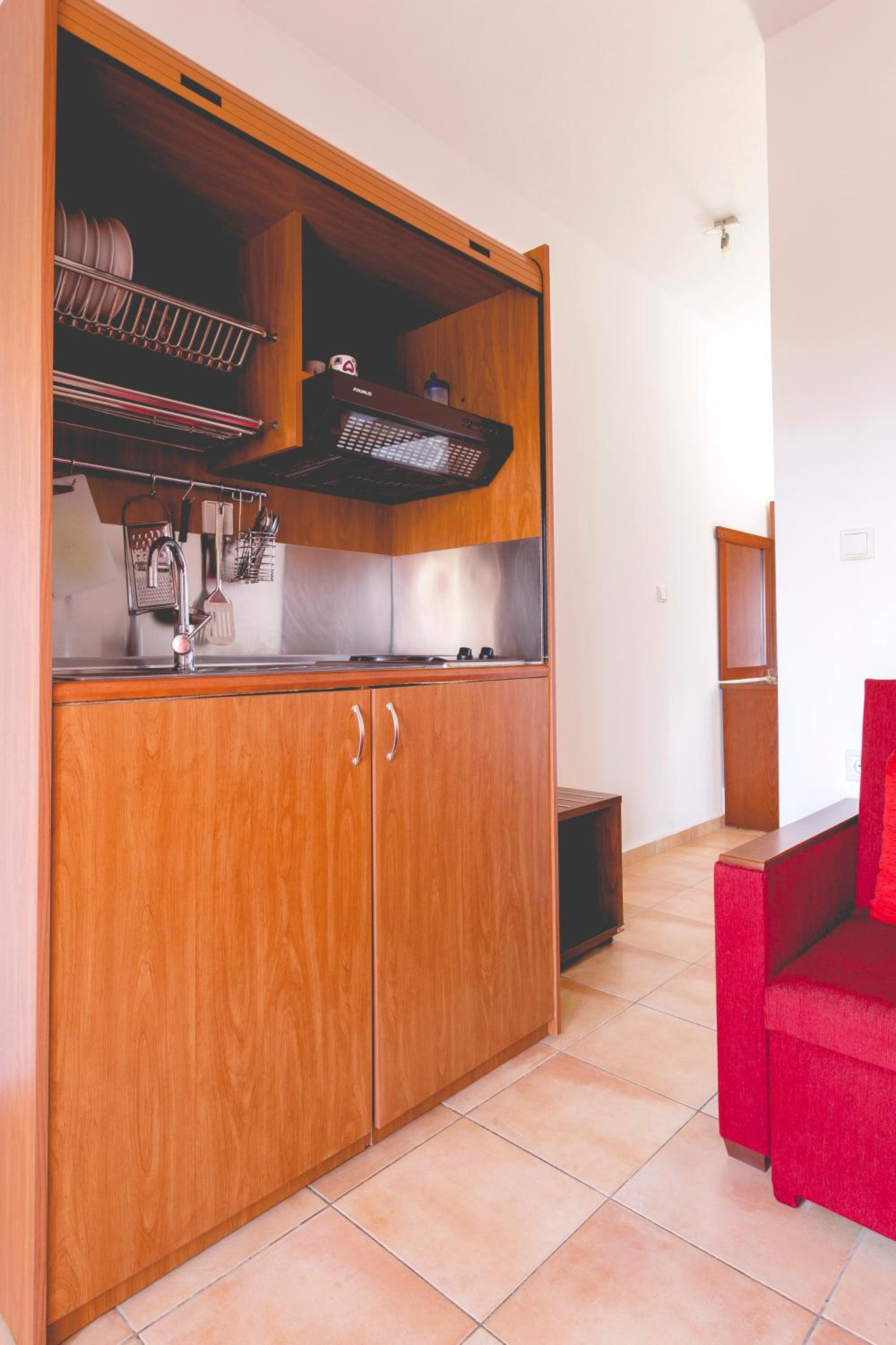 Apartment with Balcony - Photo 6