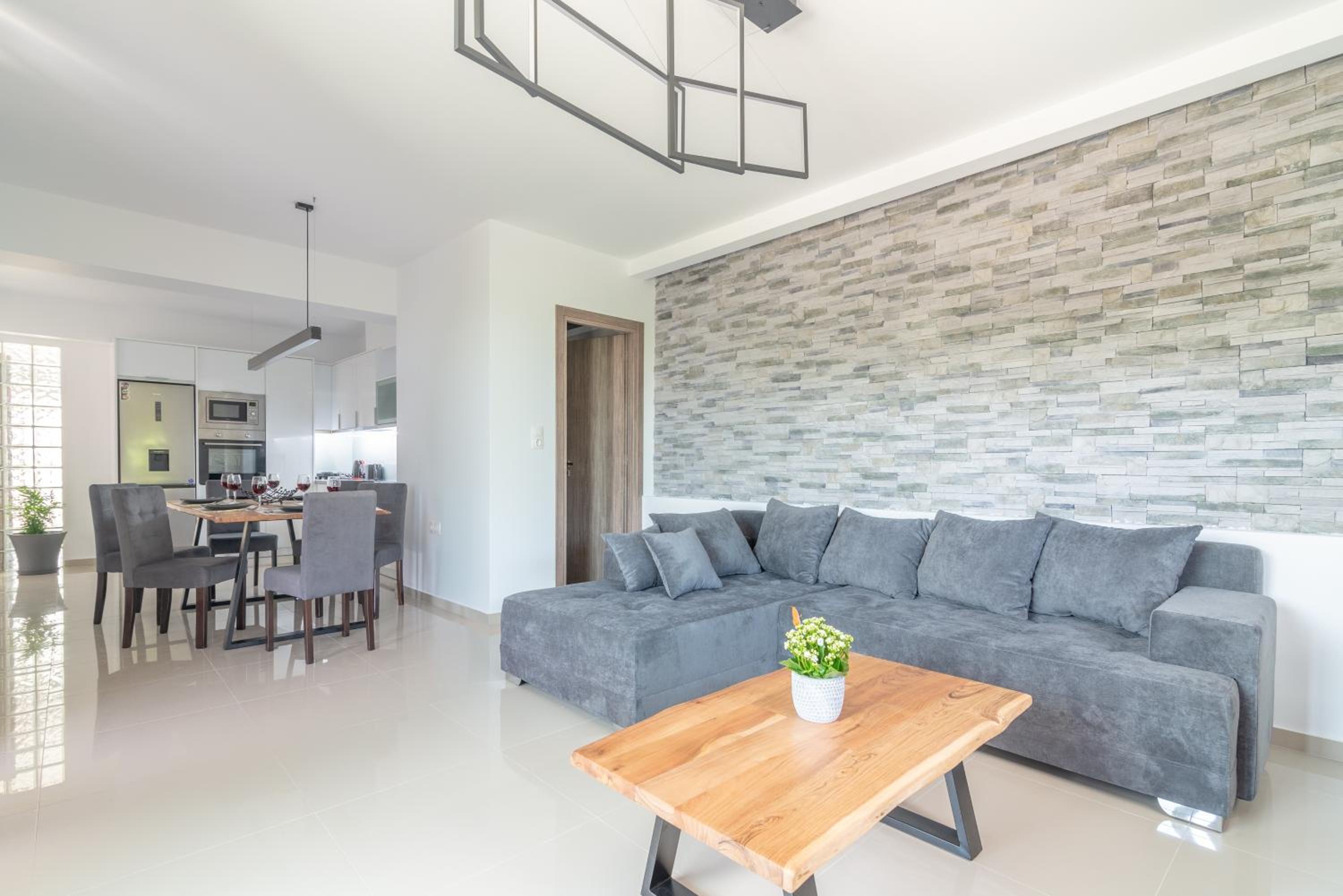 Three-Bedroom Villa photo 1