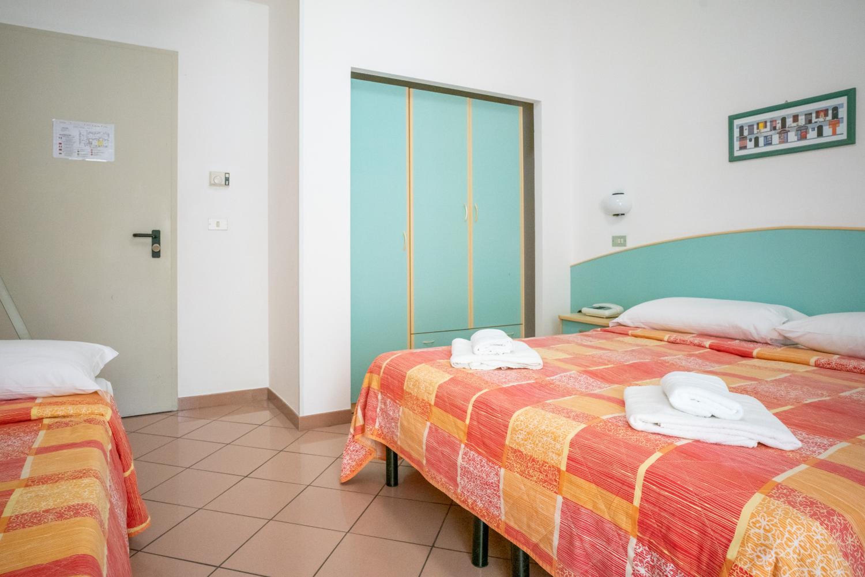 Triple Room - Photo 4