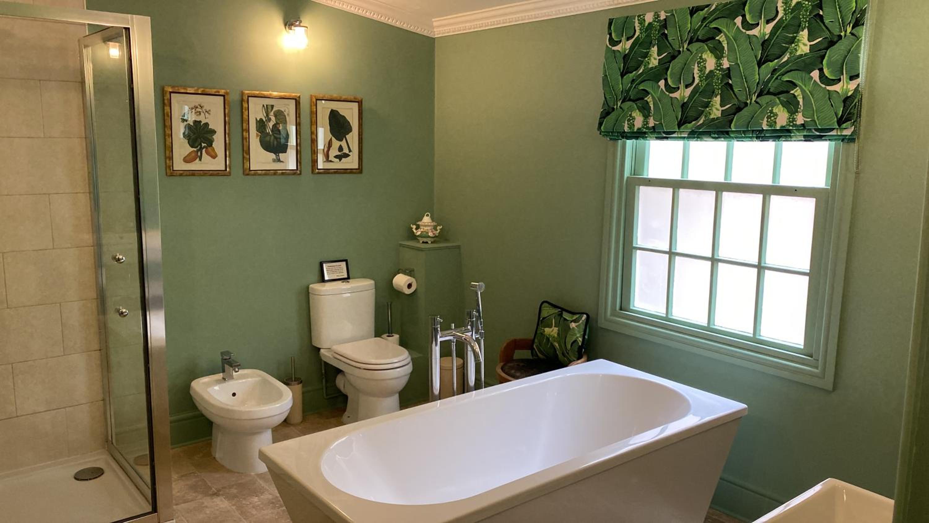 Four-Bedroom House - Photo 28